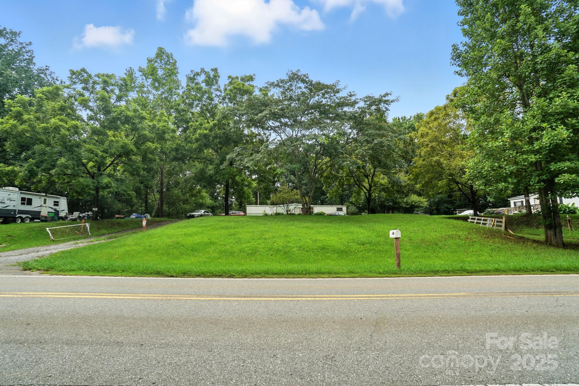 450 Dixon School Road — Kings Mountain