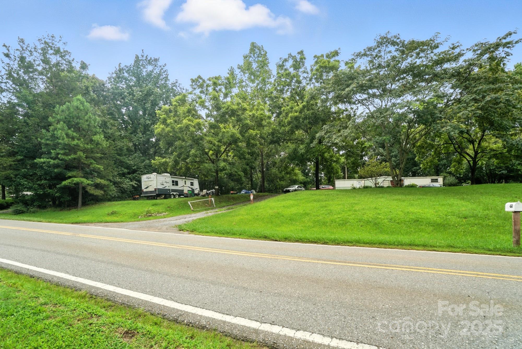 450 Dixon School Road — Kings Mountain
