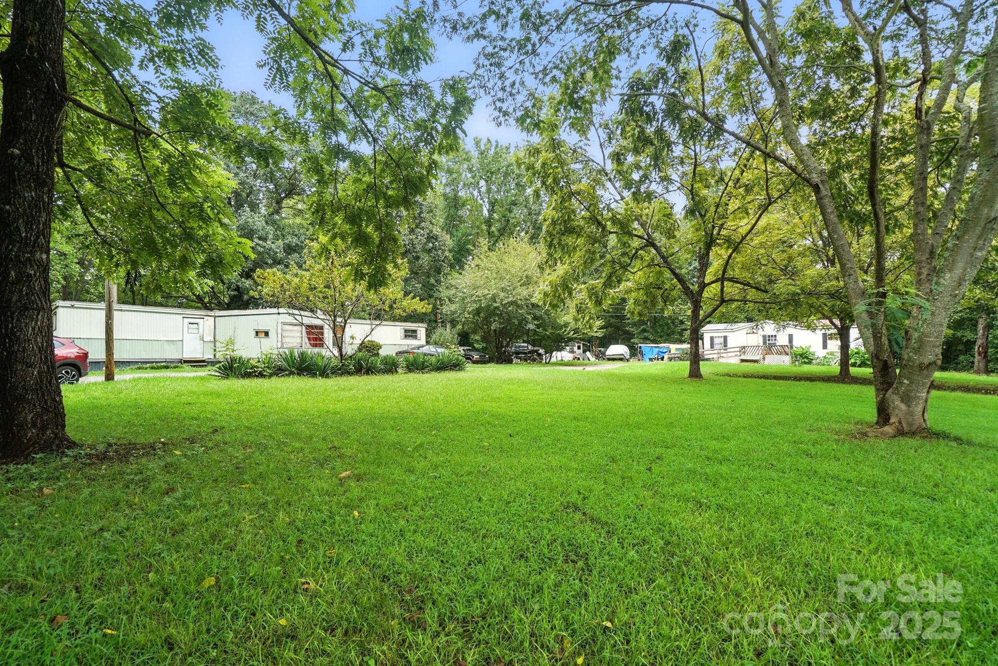 450 Dixon School Road — Kings Mountain