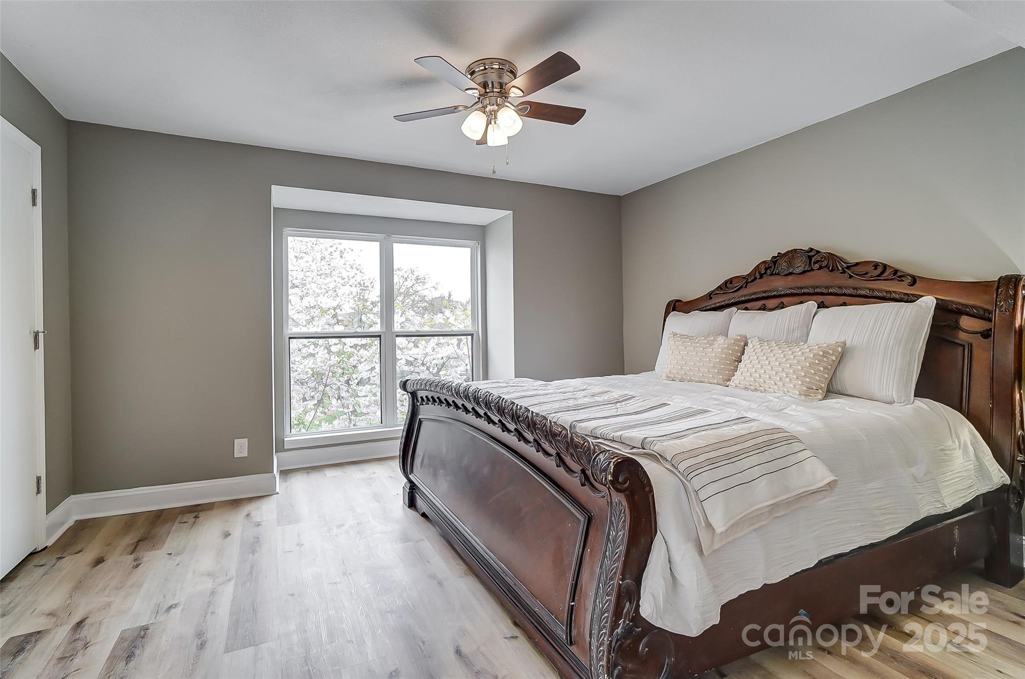 11039 Harrowfield Road — Charlotte