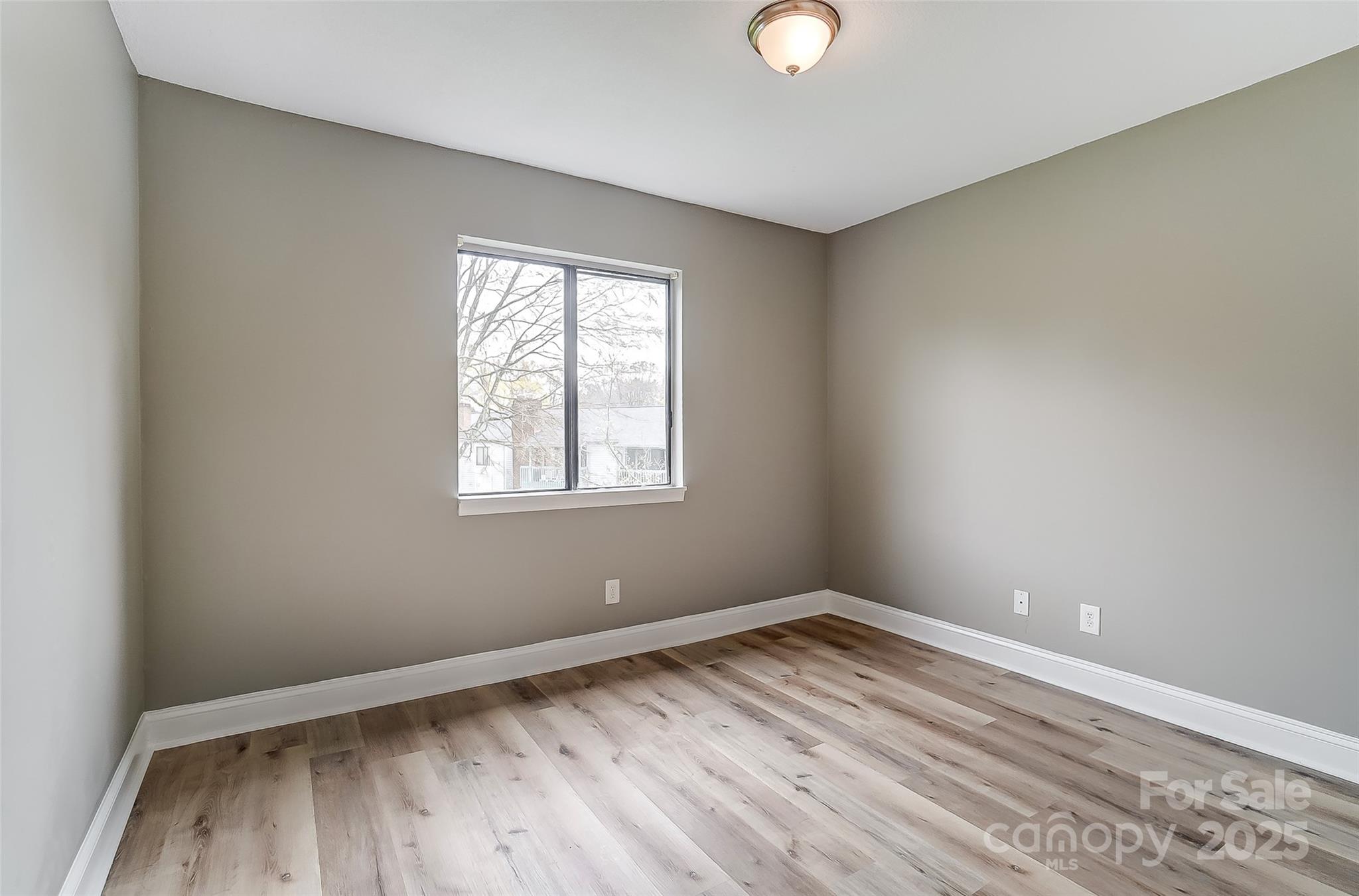 11039 Harrowfield Road — Charlotte