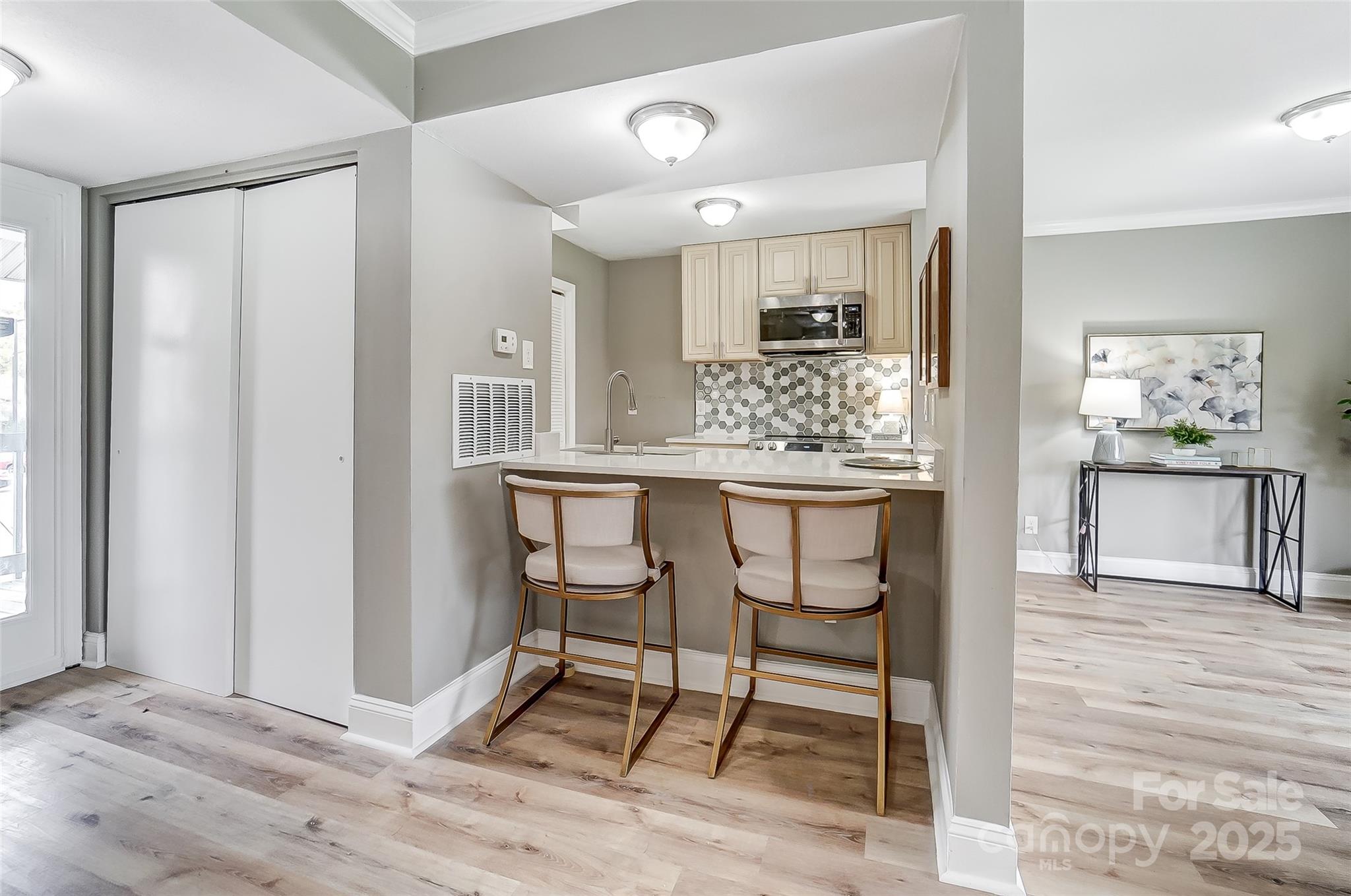 11039 Harrowfield Road — Charlotte