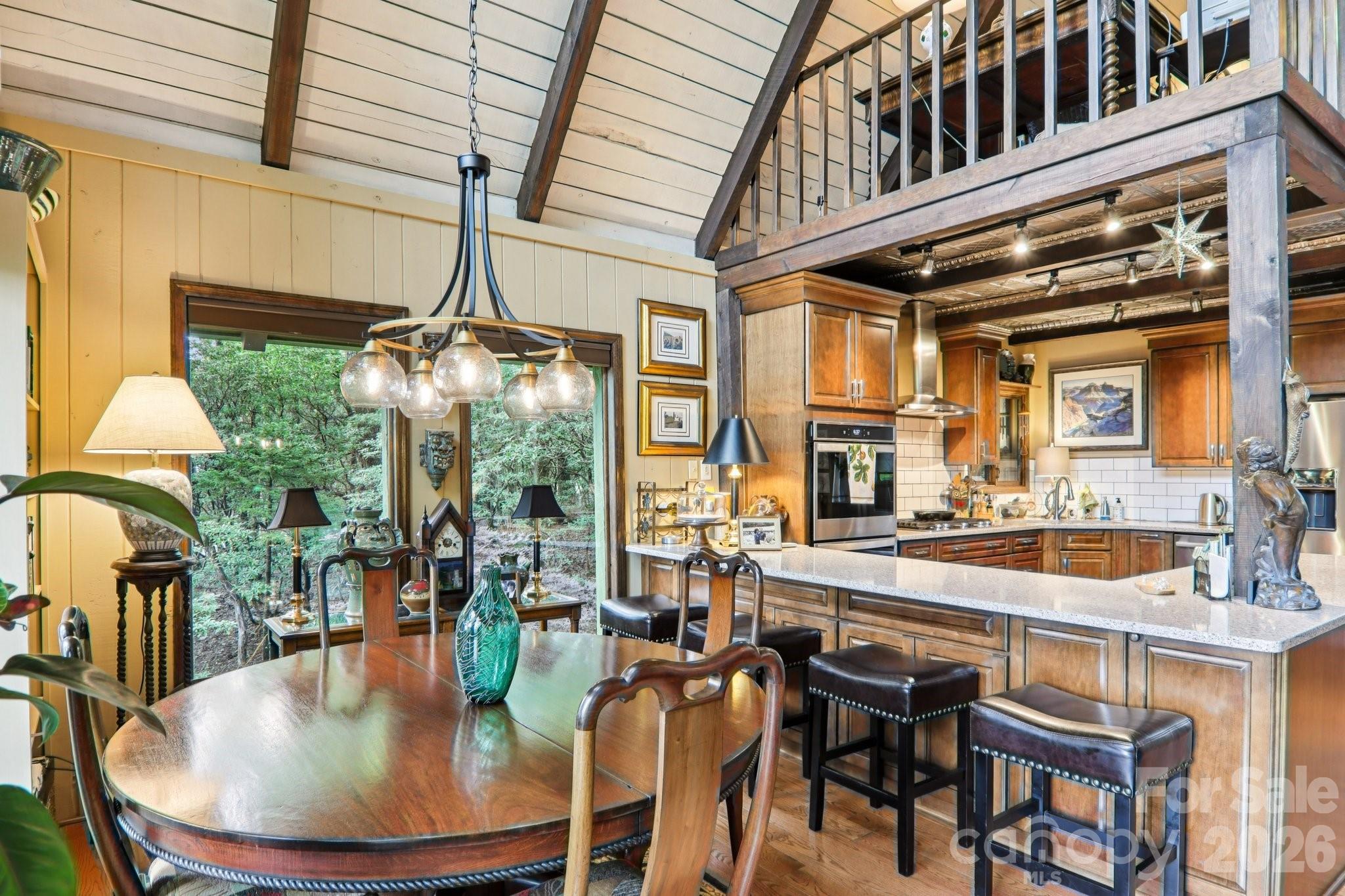 19 High Terrain Drive — Burnsville