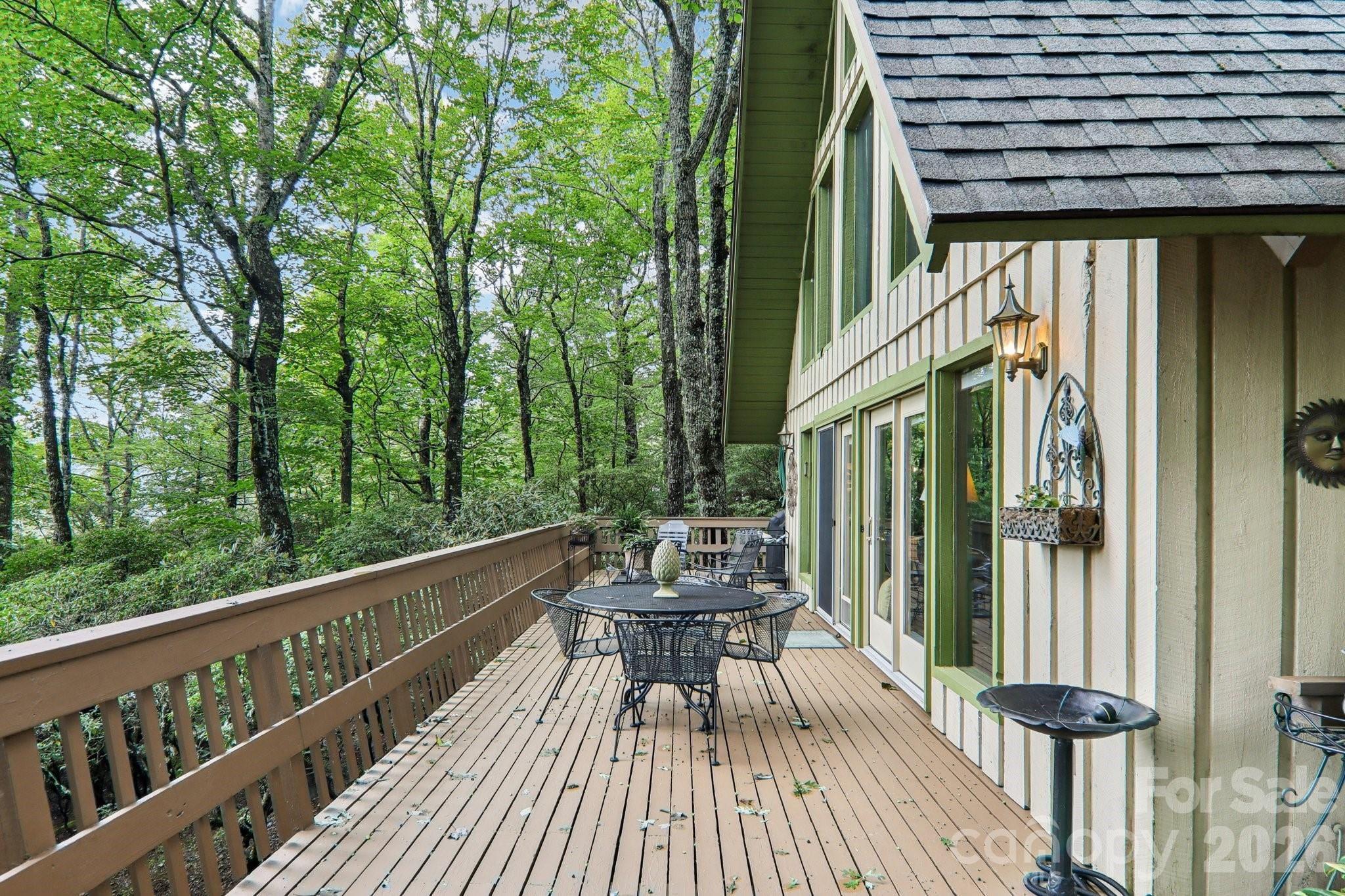 19 High Terrain Drive — Burnsville
