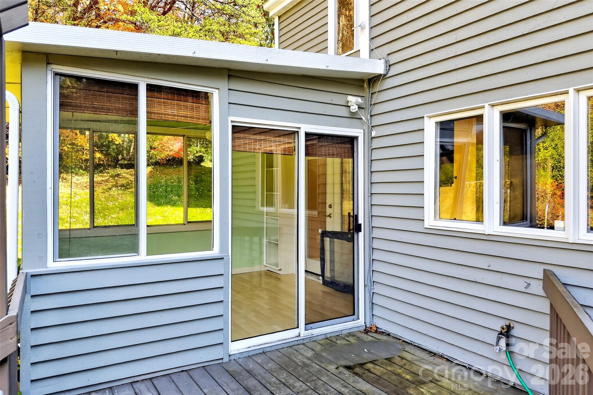 3B Lynx Drive — Black Mountain