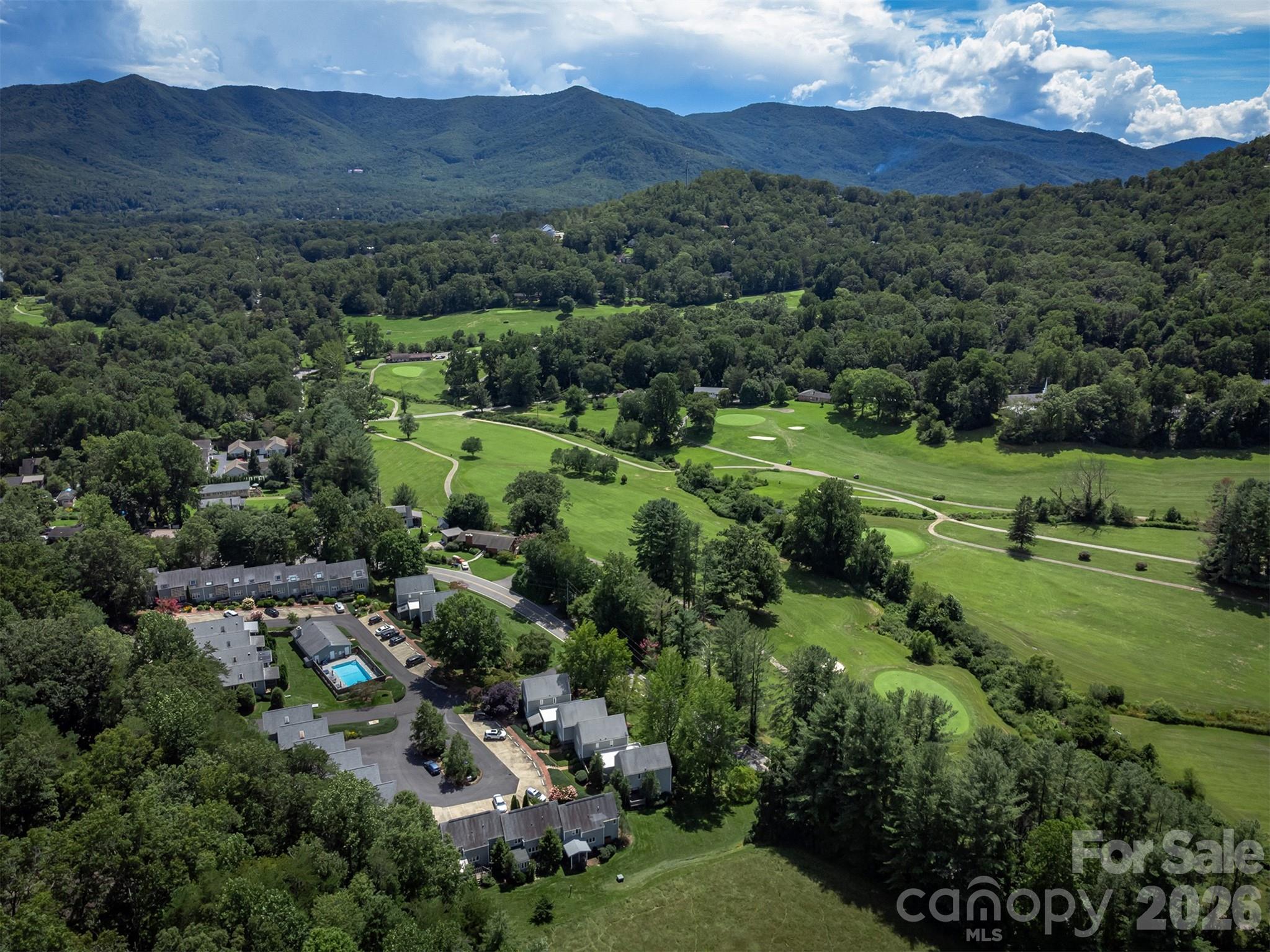 3B Lynx Drive — Black Mountain
