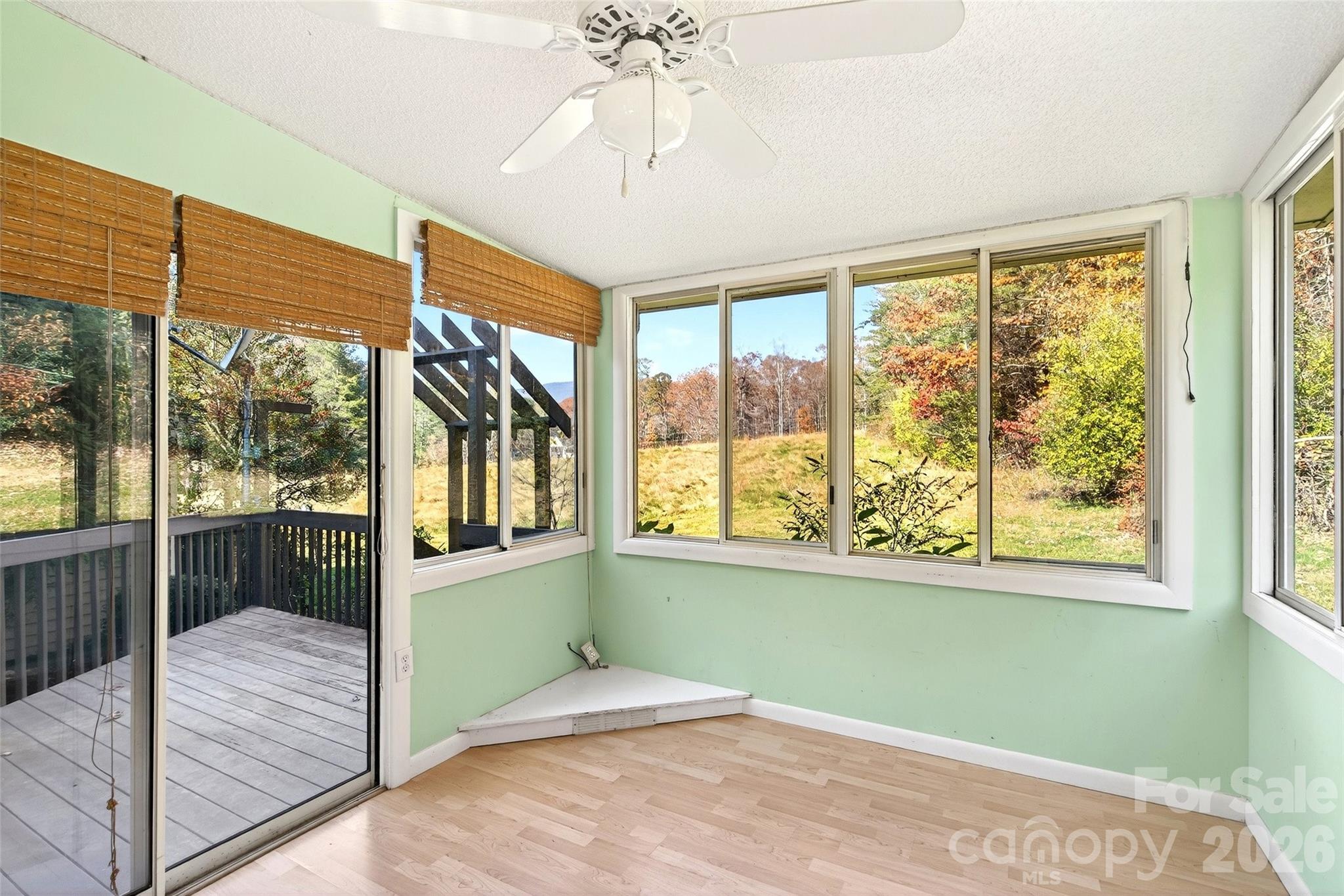 3B Lynx Drive — Black Mountain
