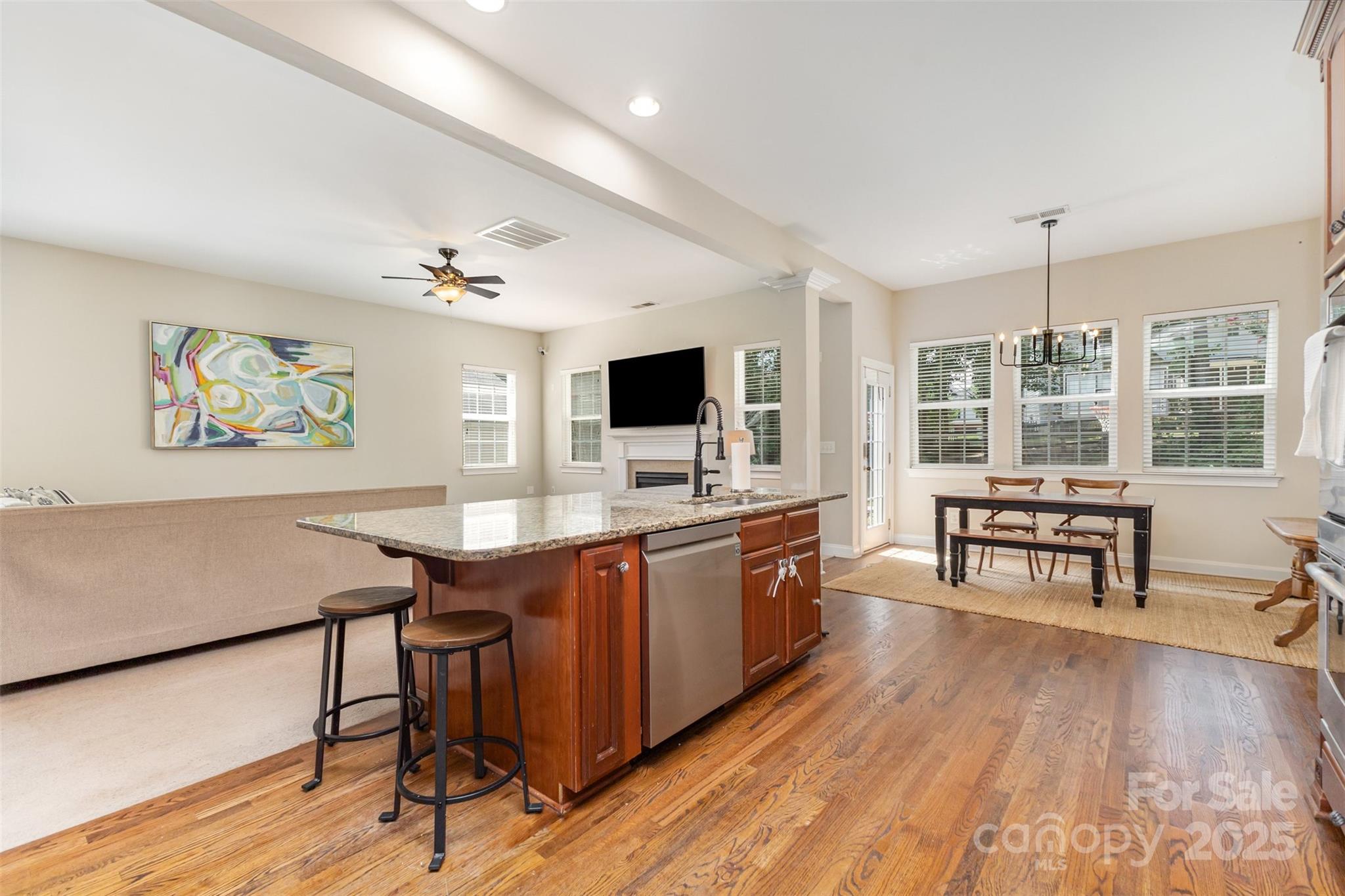7521 Chaddsley Drive — Huntersville
