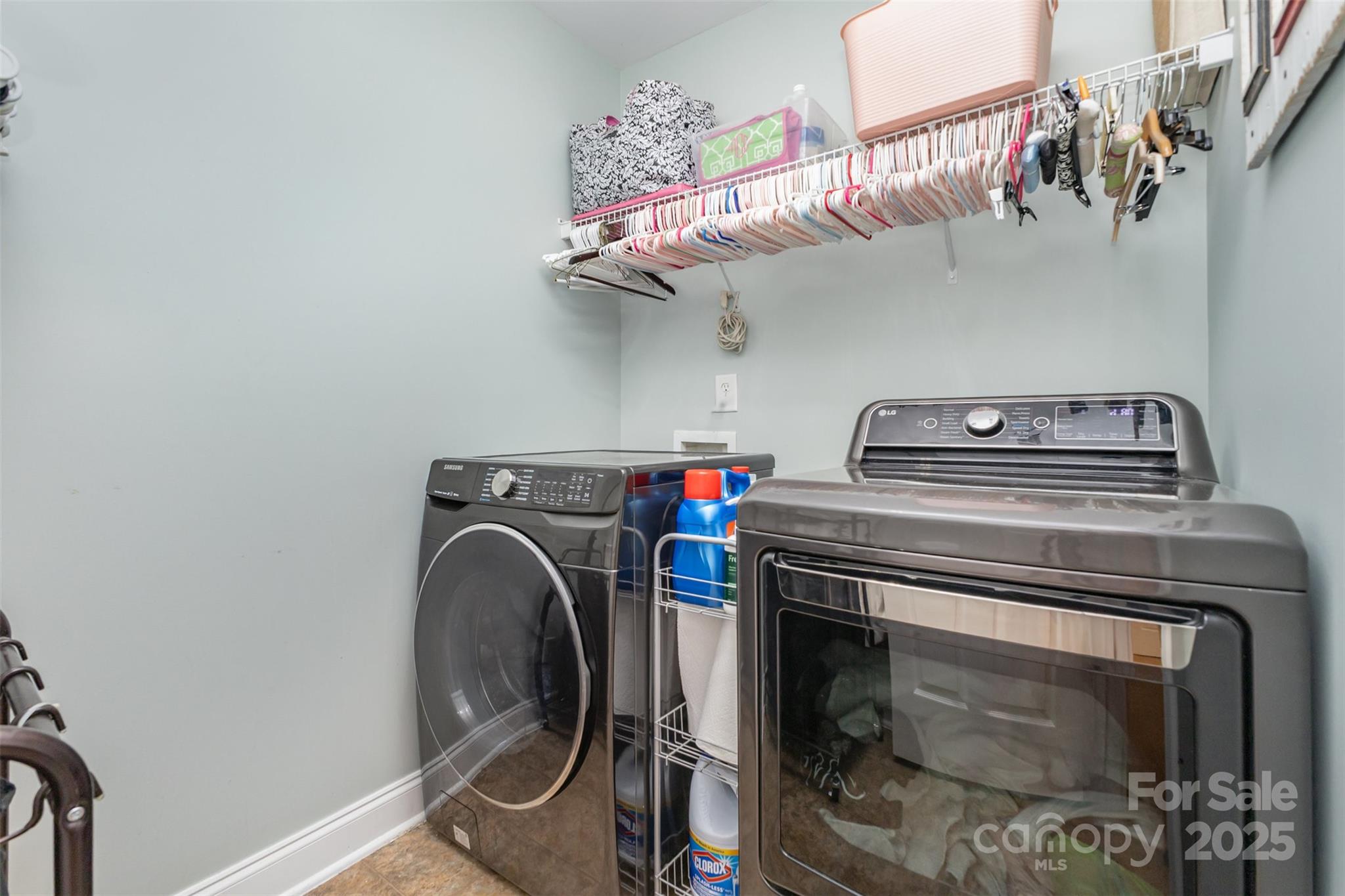 7521 Chaddsley Drive — Huntersville