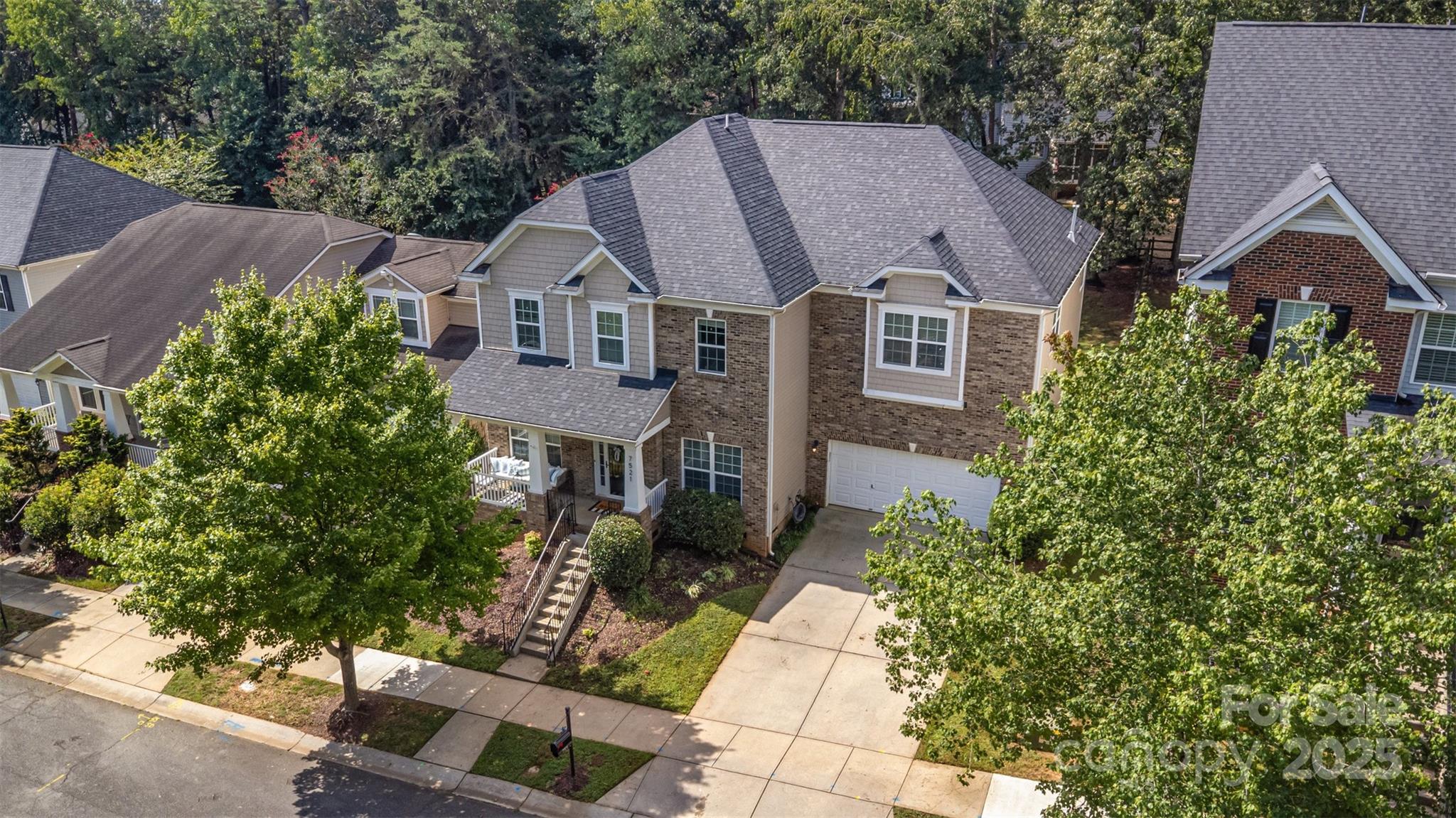 7521 Chaddsley Drive — Huntersville