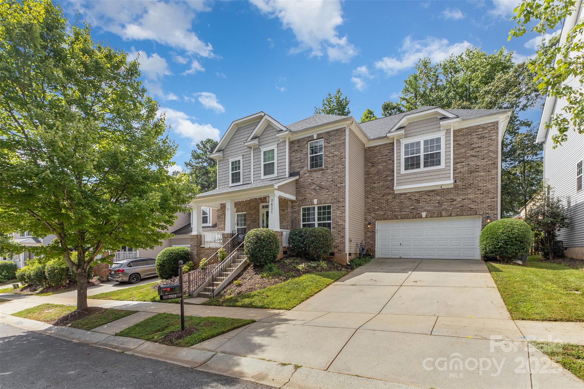 7521 Chaddsley Drive — Huntersville
