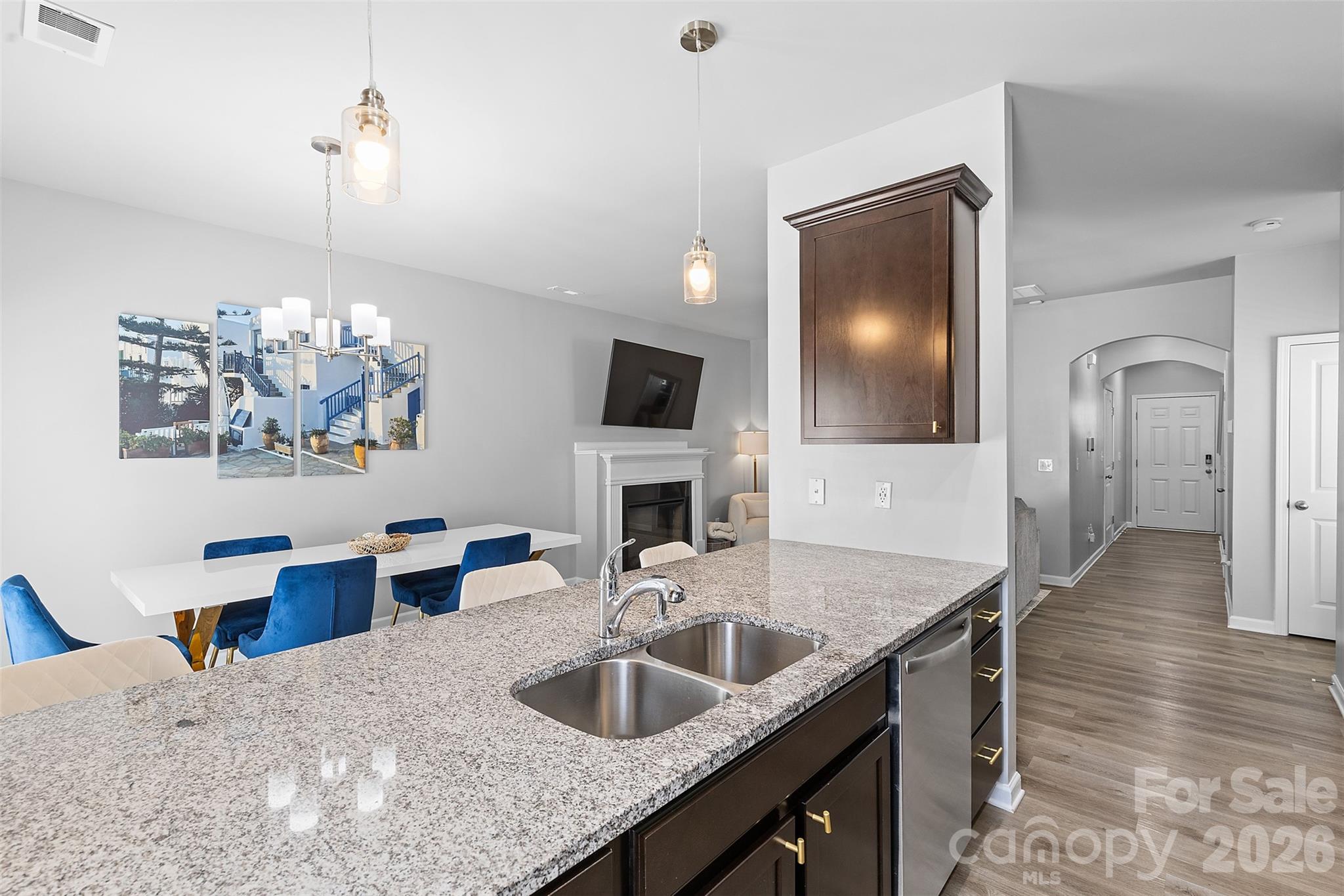 8048 Alderton Lane — Charlotte