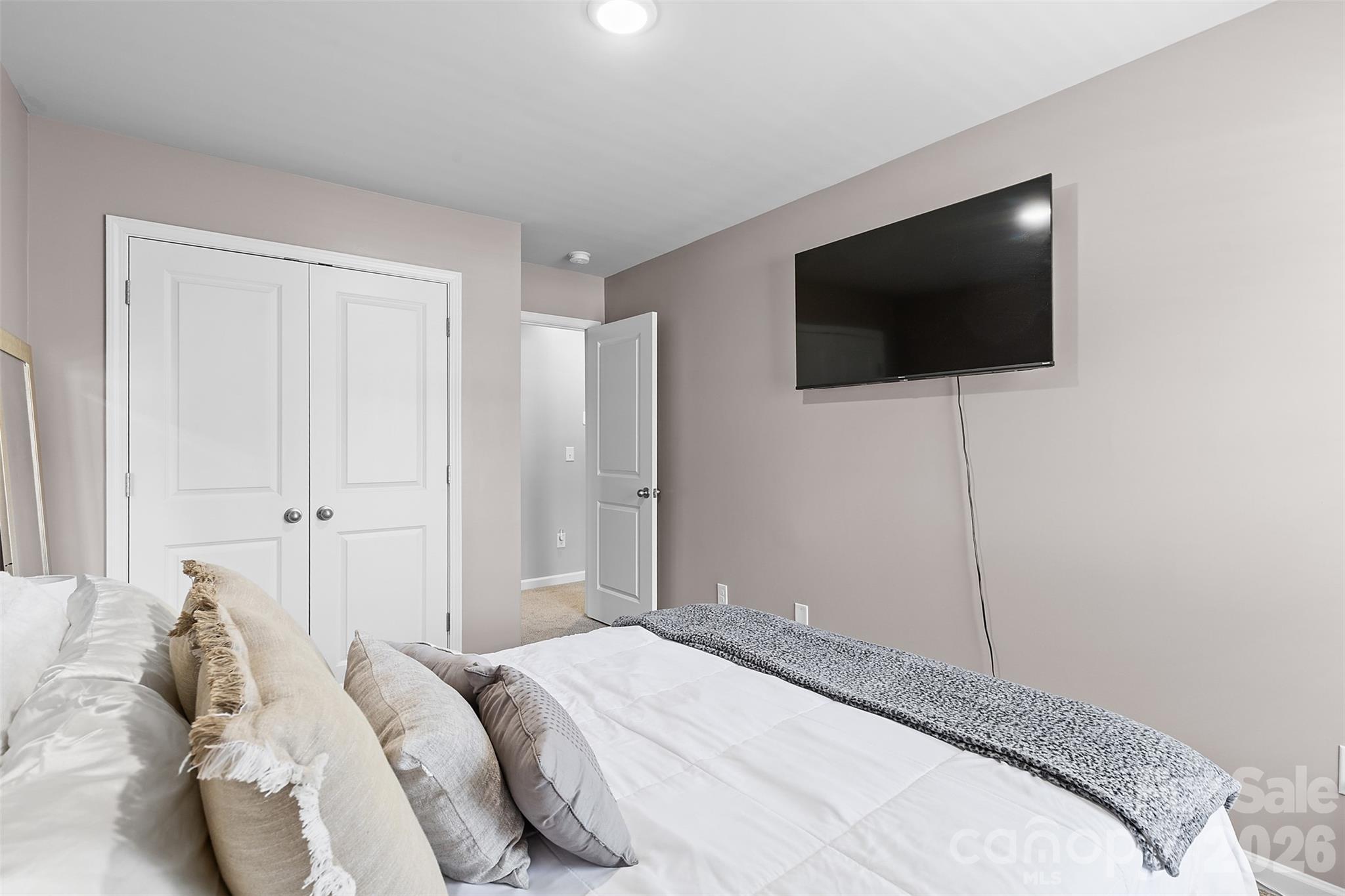 8048 Alderton Lane — Charlotte