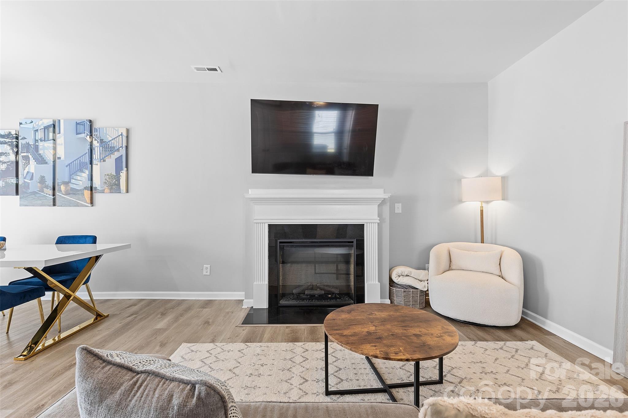 8048 Alderton Lane — Charlotte