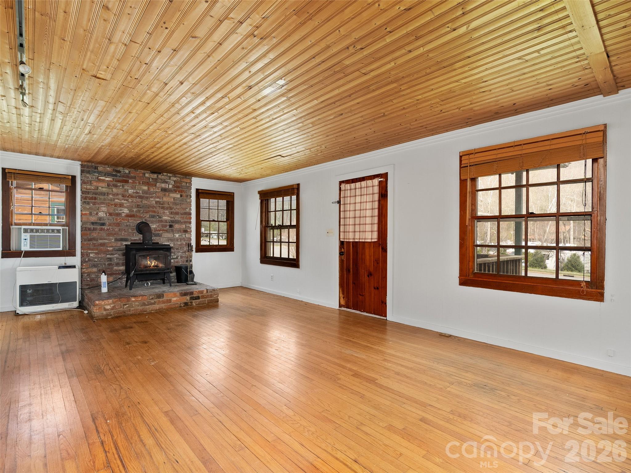 1361 Soco Road — Maggie Valley