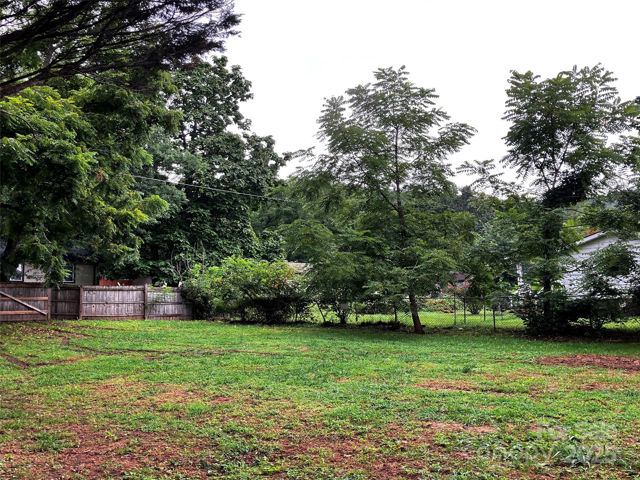 120 Harrison Street — Swannanoa