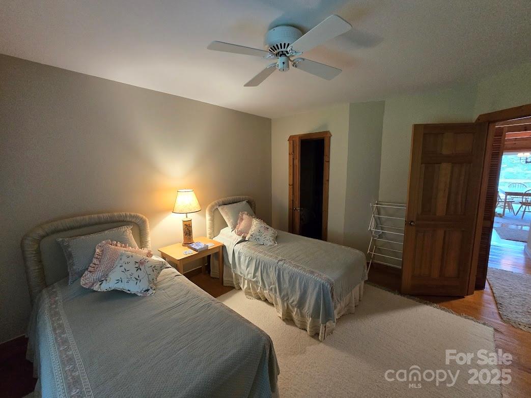 979 Wagon Road #6-8 — Warrensville