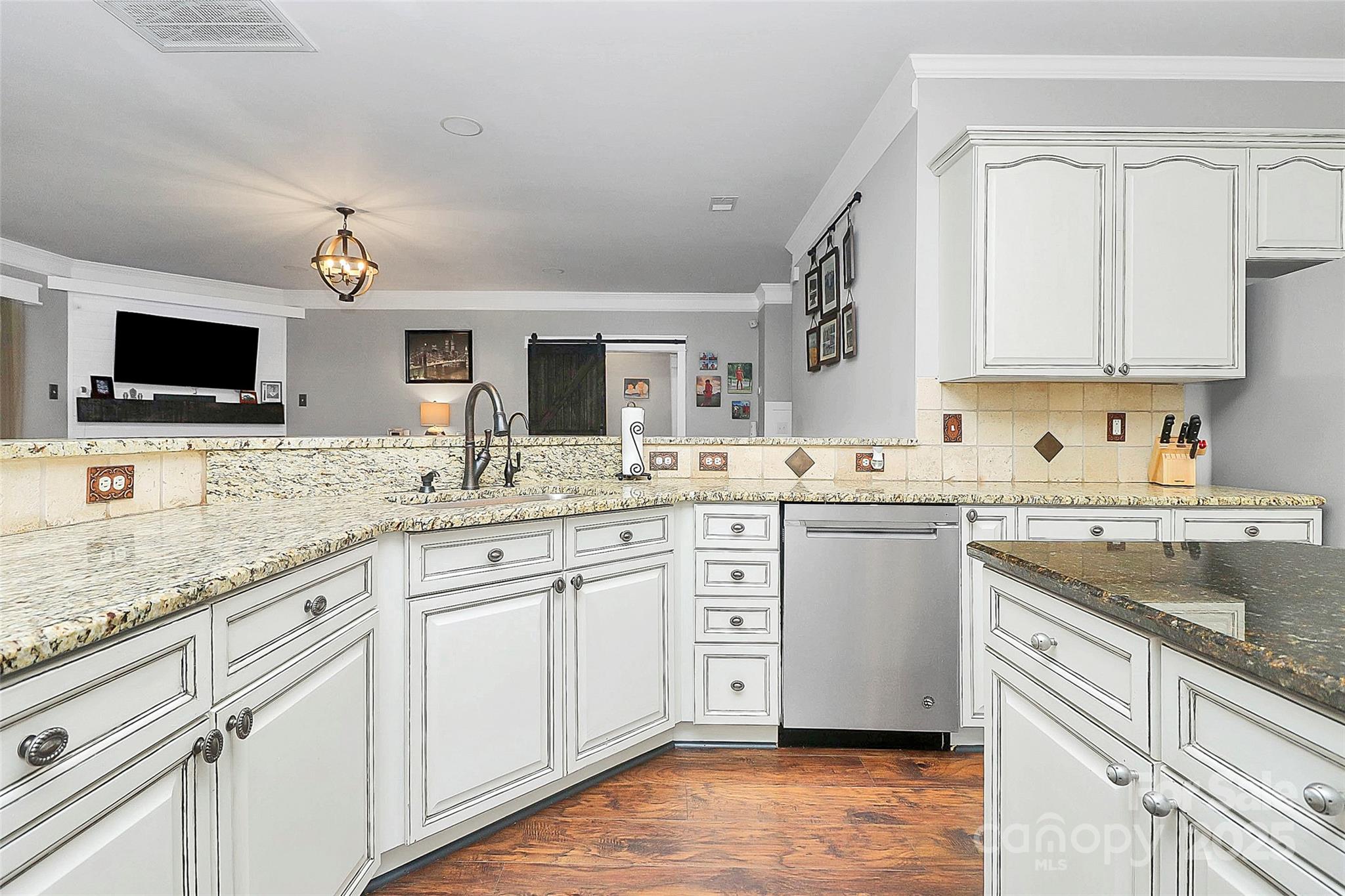 119 Middleton Place #184 — Mooresville