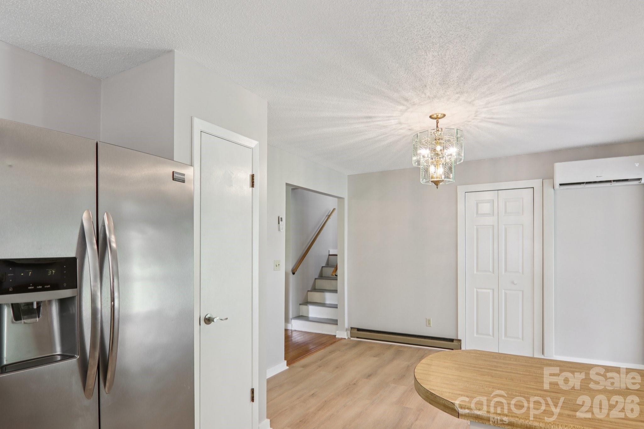 264 Cashdon Drive — Mills River