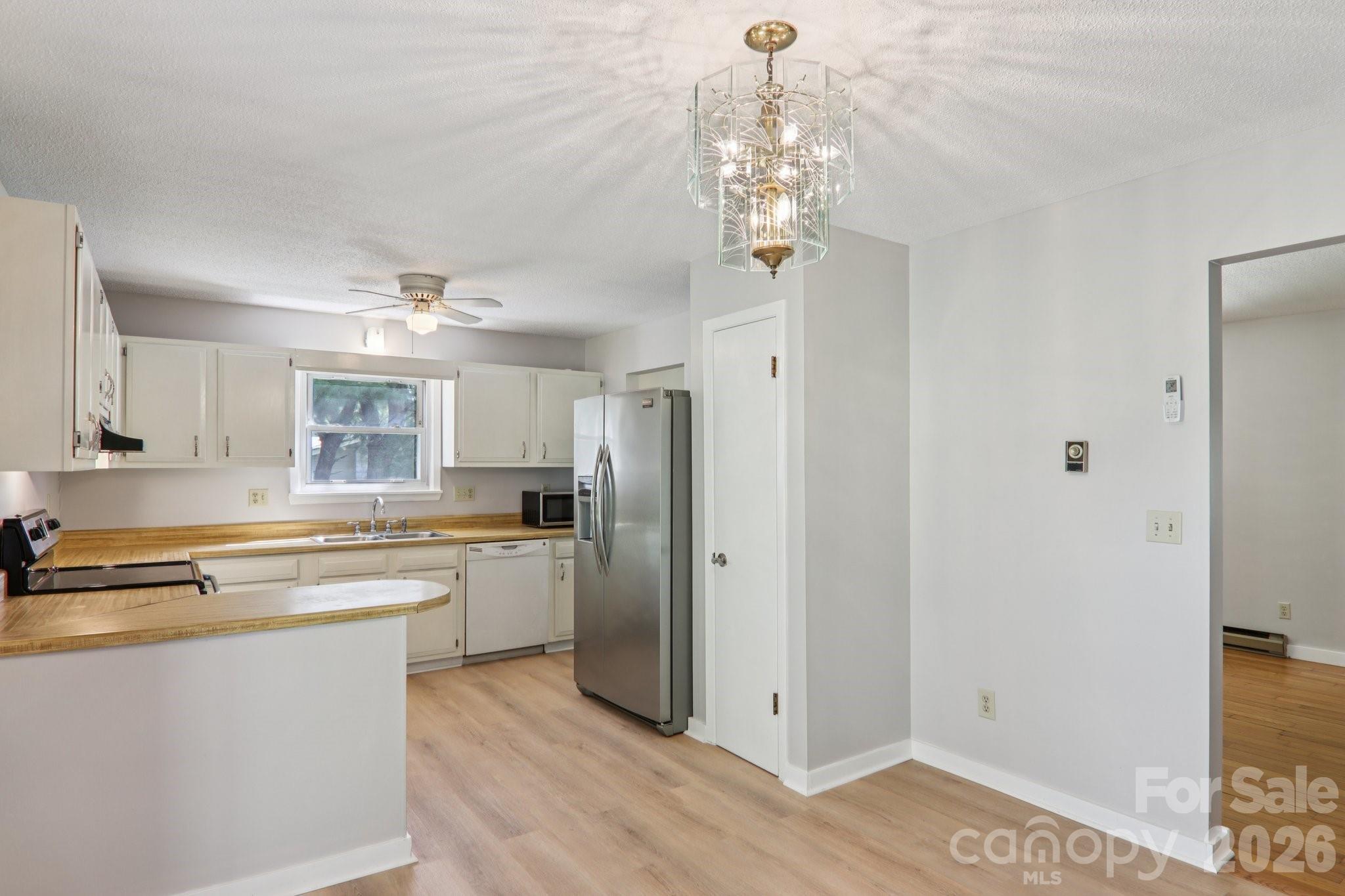 264 Cashdon Drive — Mills River