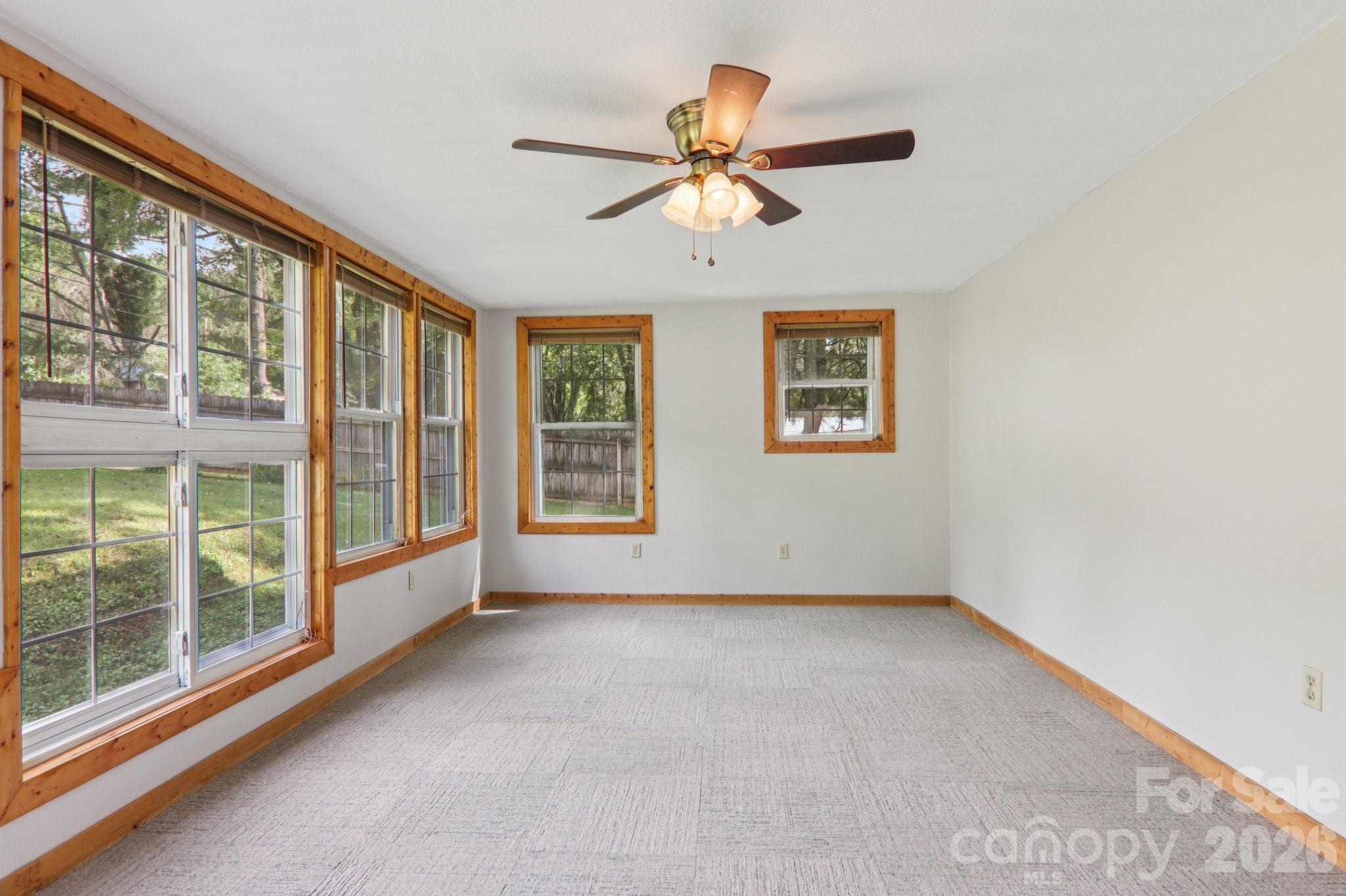 264 Cashdon Drive — Mills River