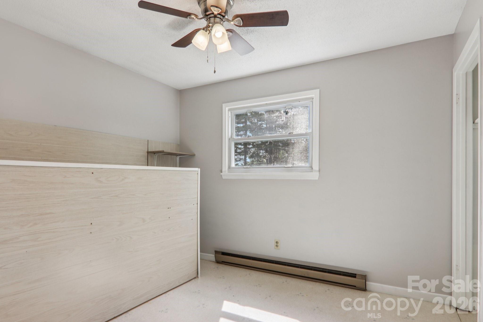 264 Cashdon Drive — Mills River
