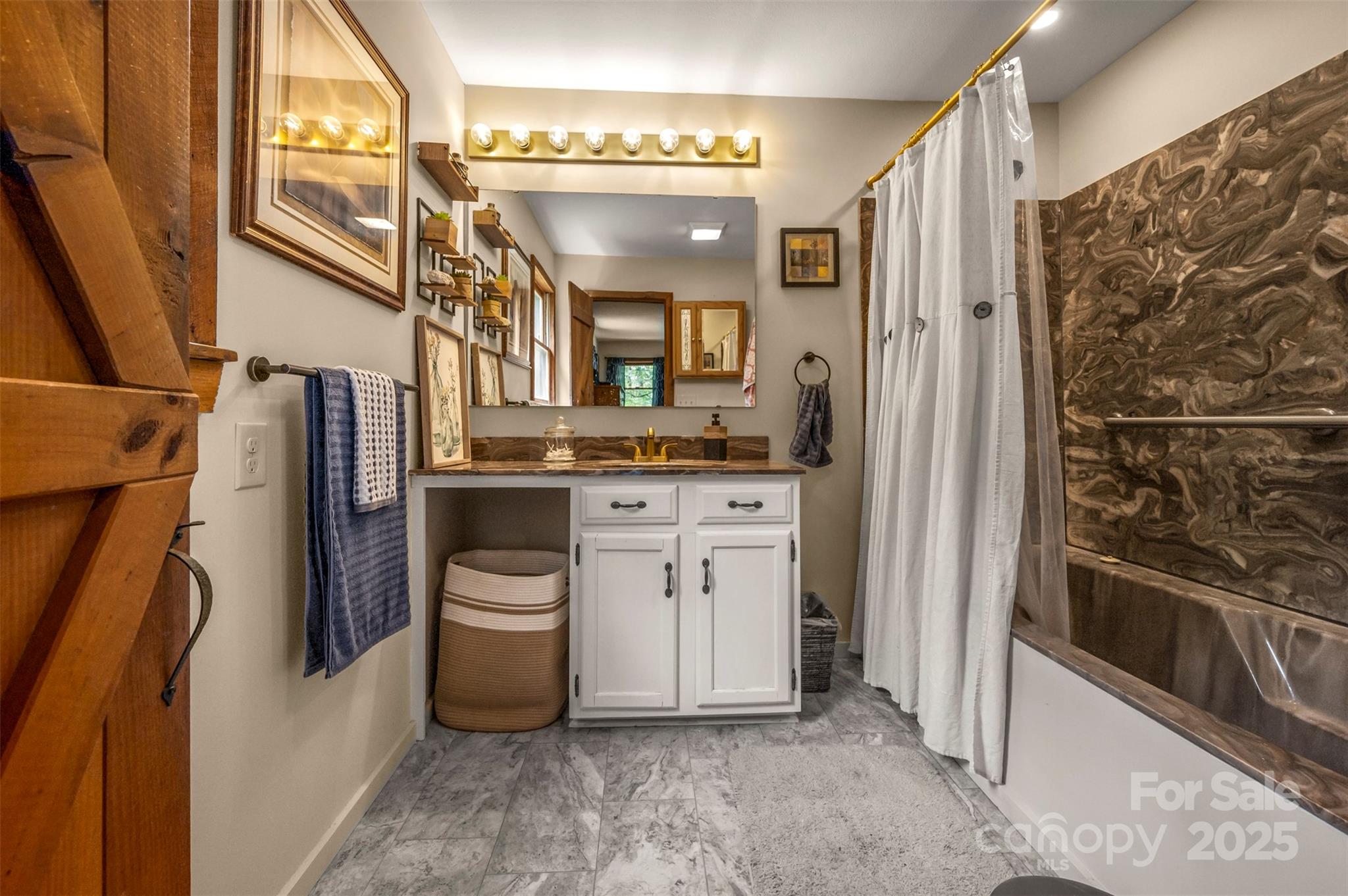 307 Owl Hollow Road — Mill Spring