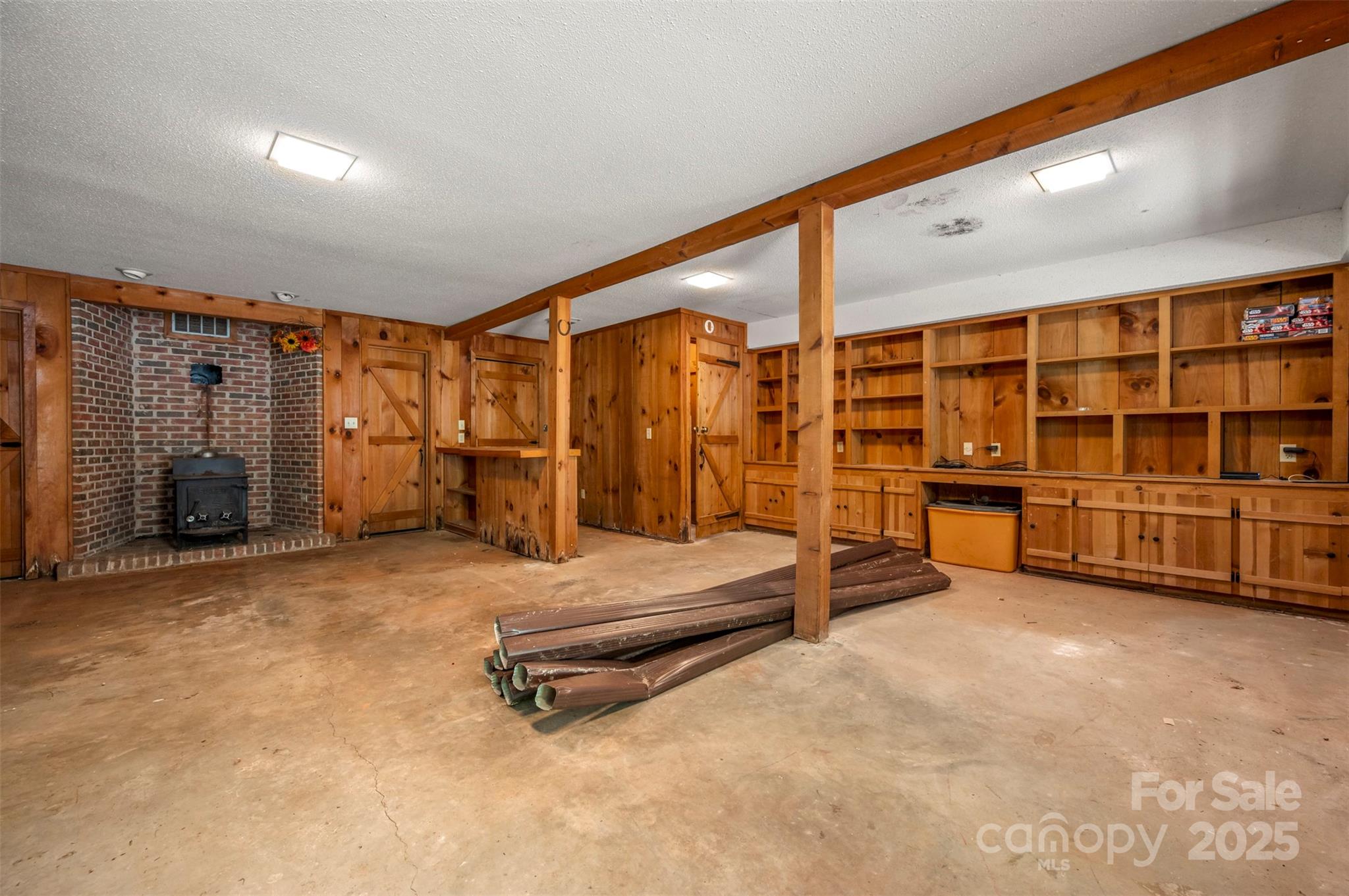307 Owl Hollow Road — Mill Spring