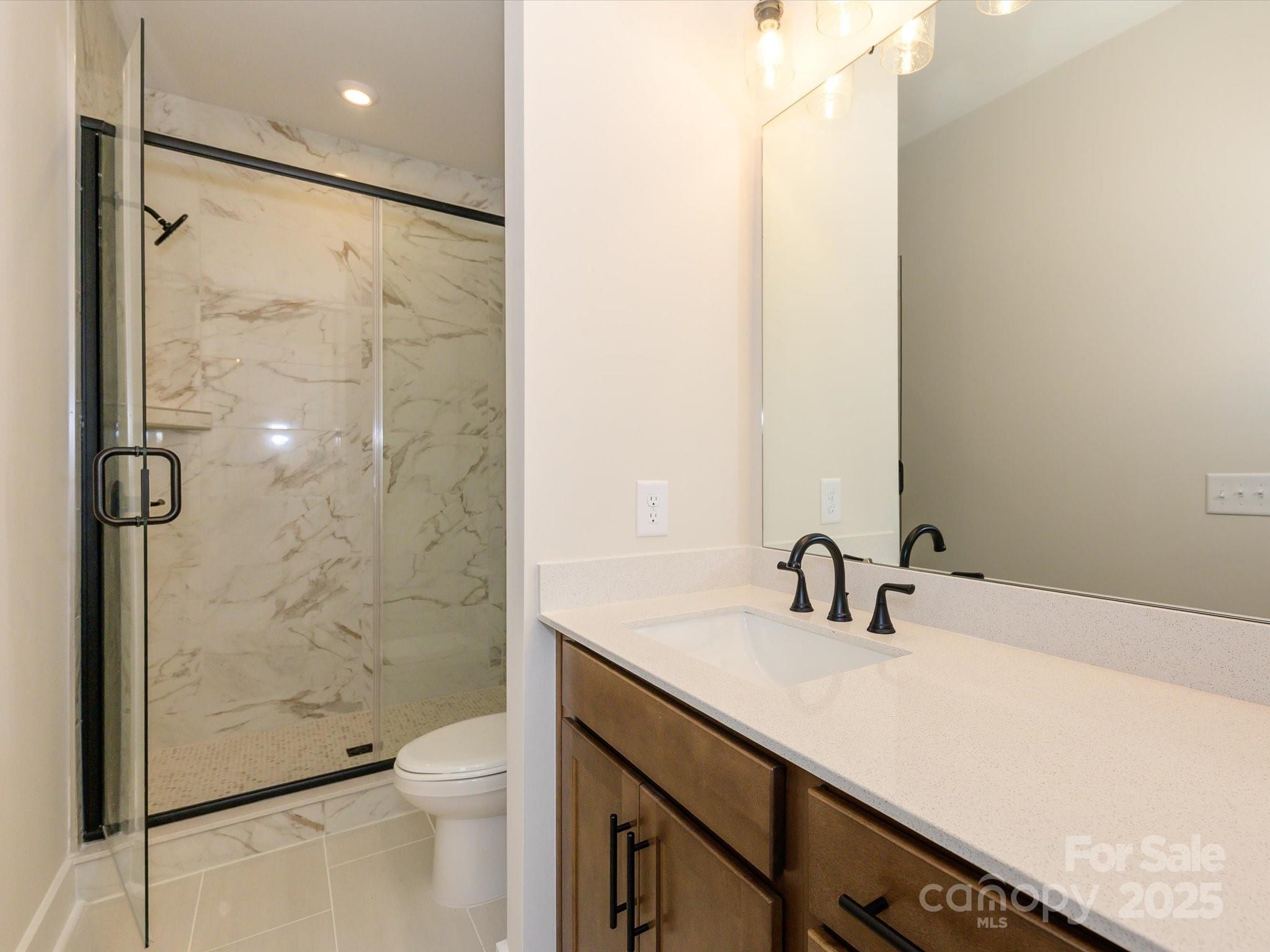6009 Pivot Court — Charlotte