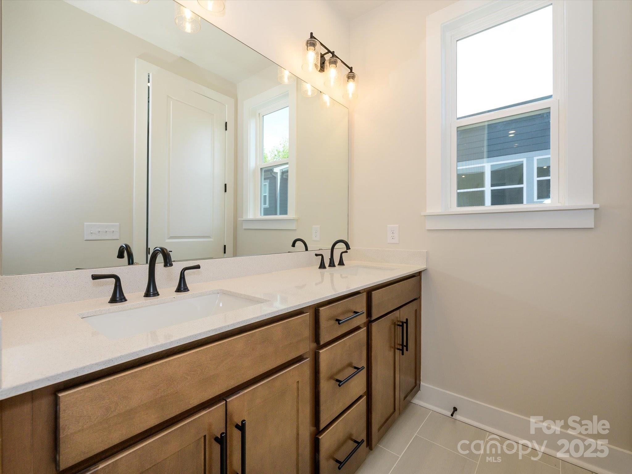 6009 Pivot Court — Charlotte