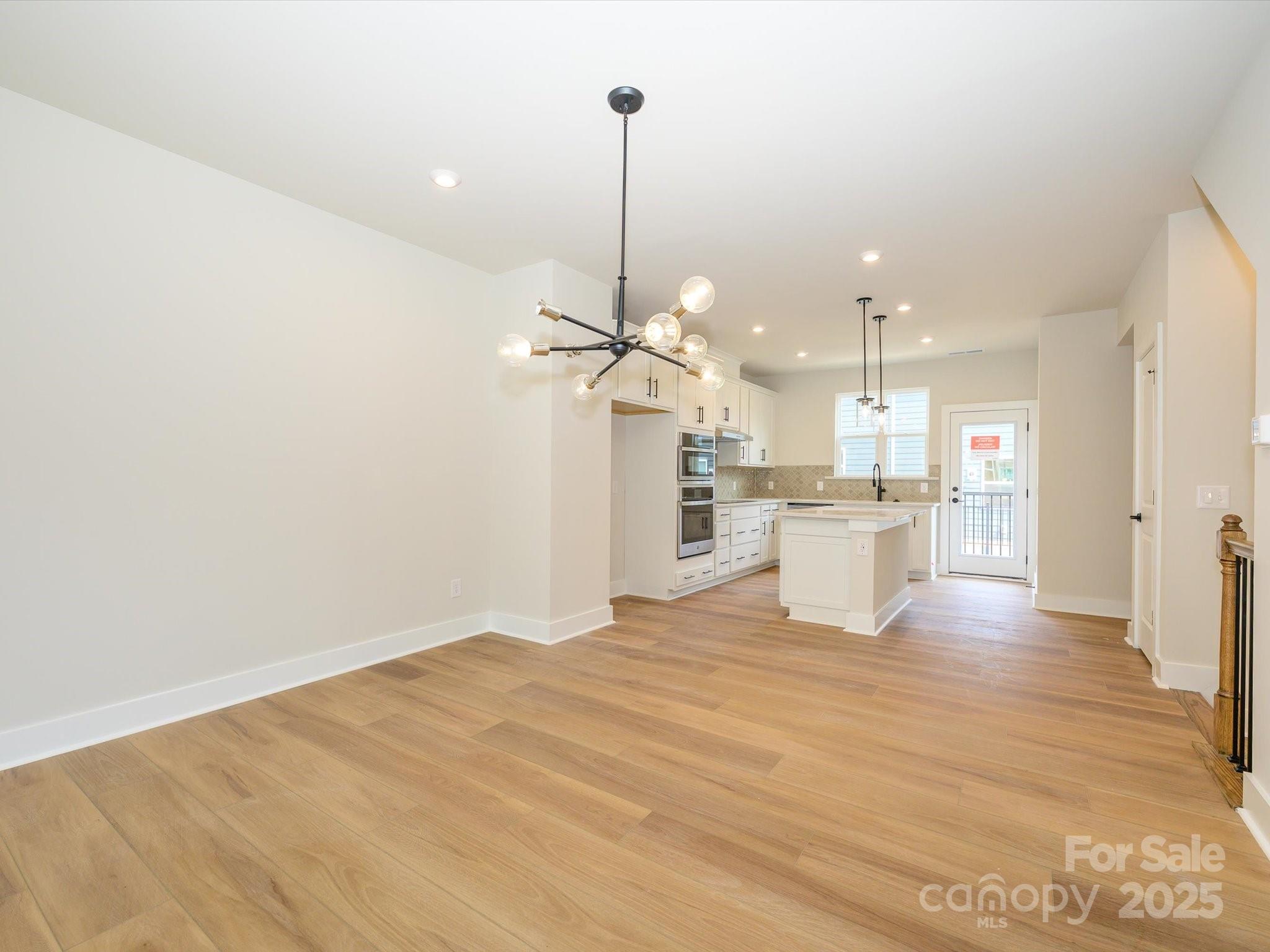6009 Pivot Court — Charlotte
