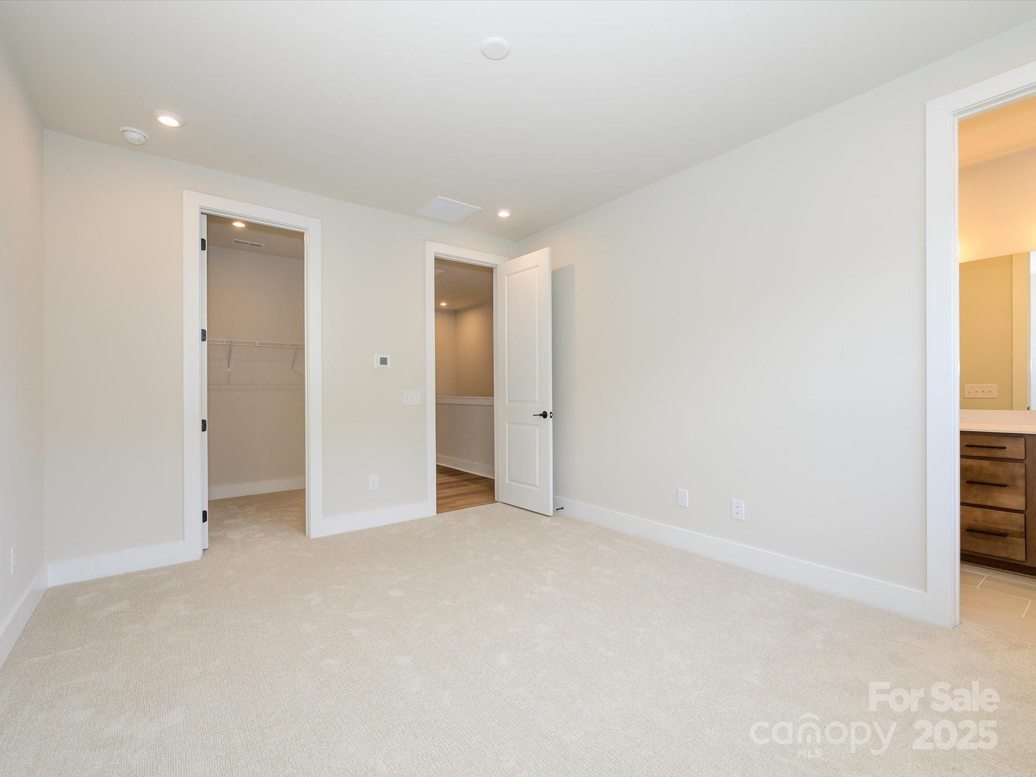 6009 Pivot Court — Charlotte