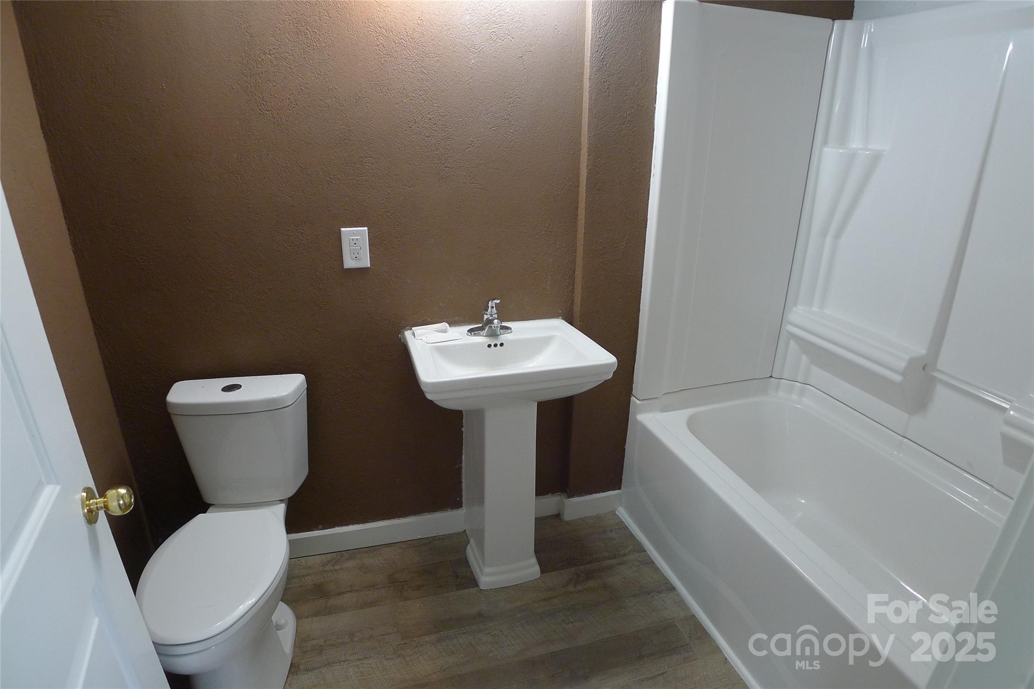 816 Olympia Street #292 — Lexington