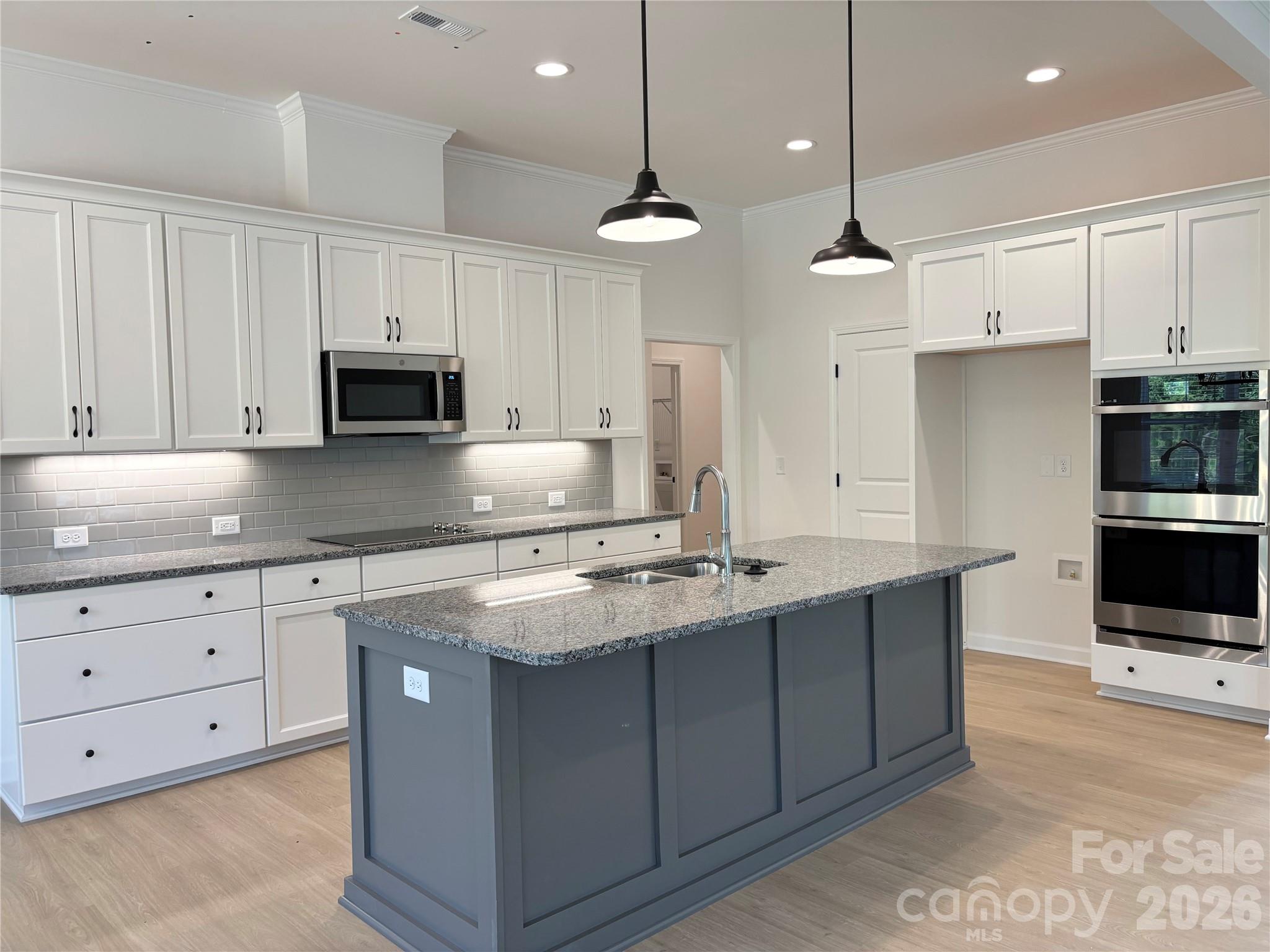 6853 Glen Abbey Lane — Mount Pleasant