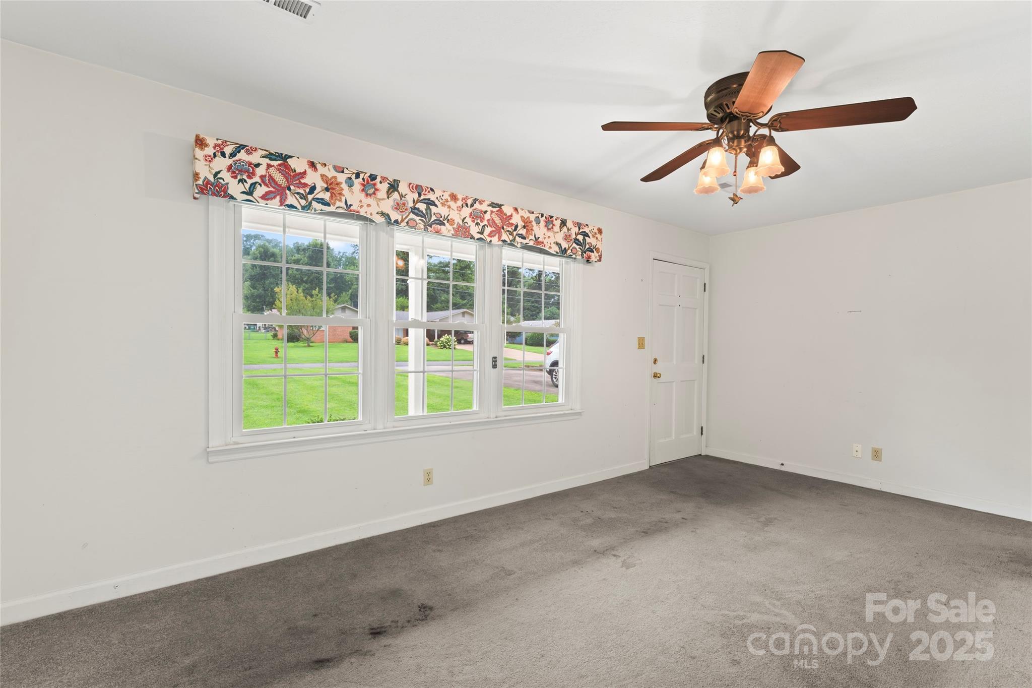 320 Forest Park Drive — Denton