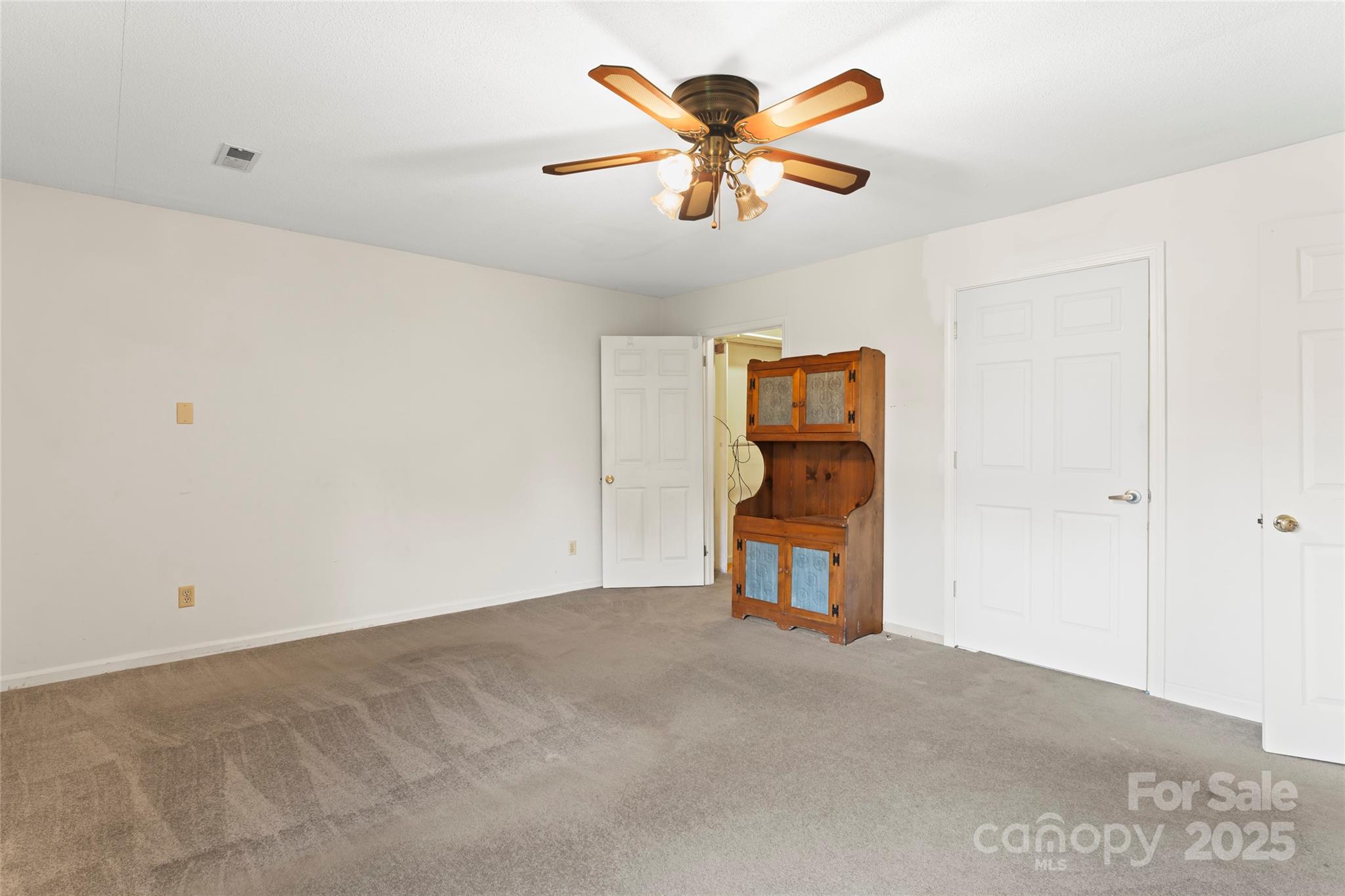 320 Forest Park Drive — Denton