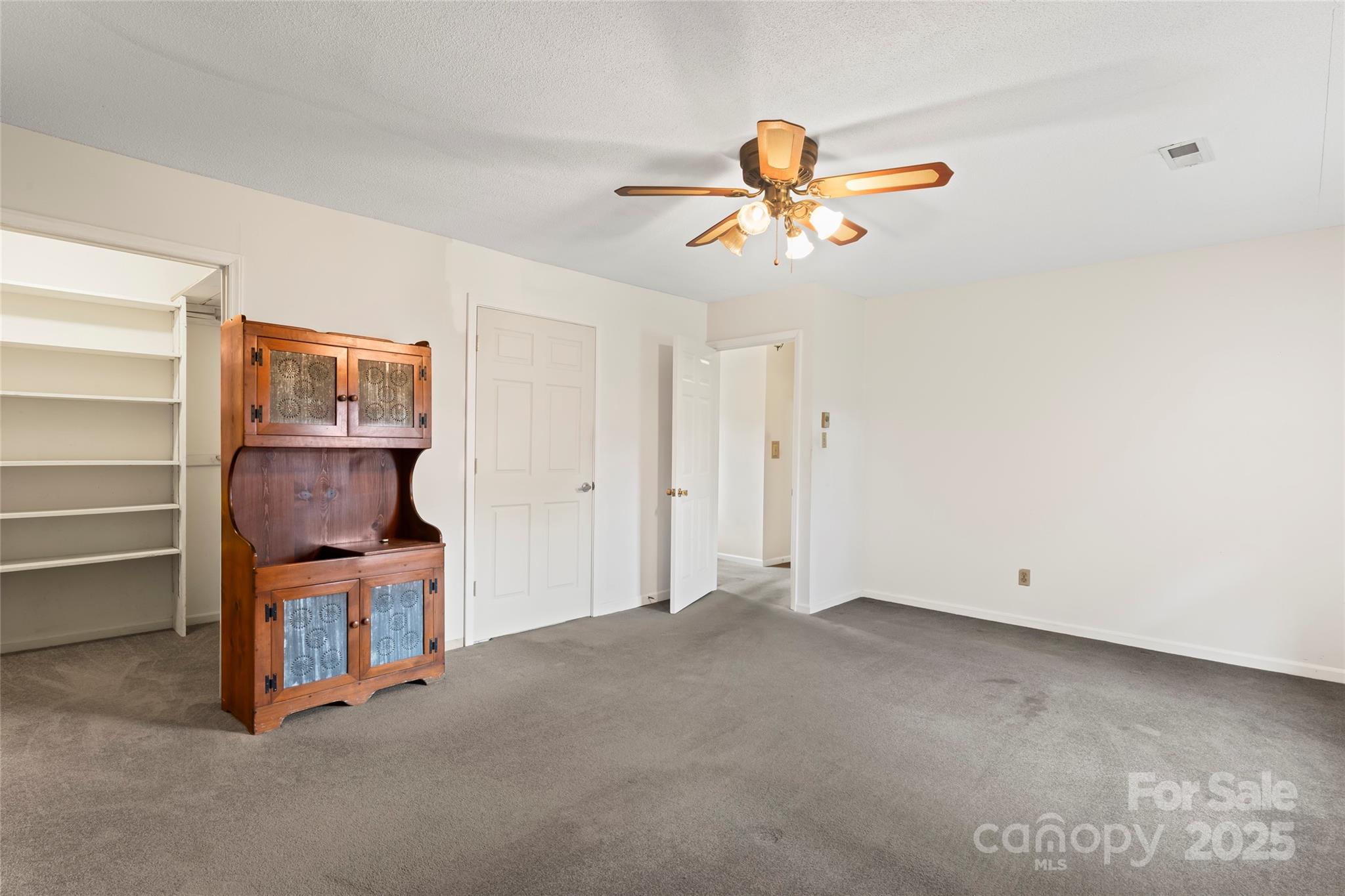 320 Forest Park Drive — Denton