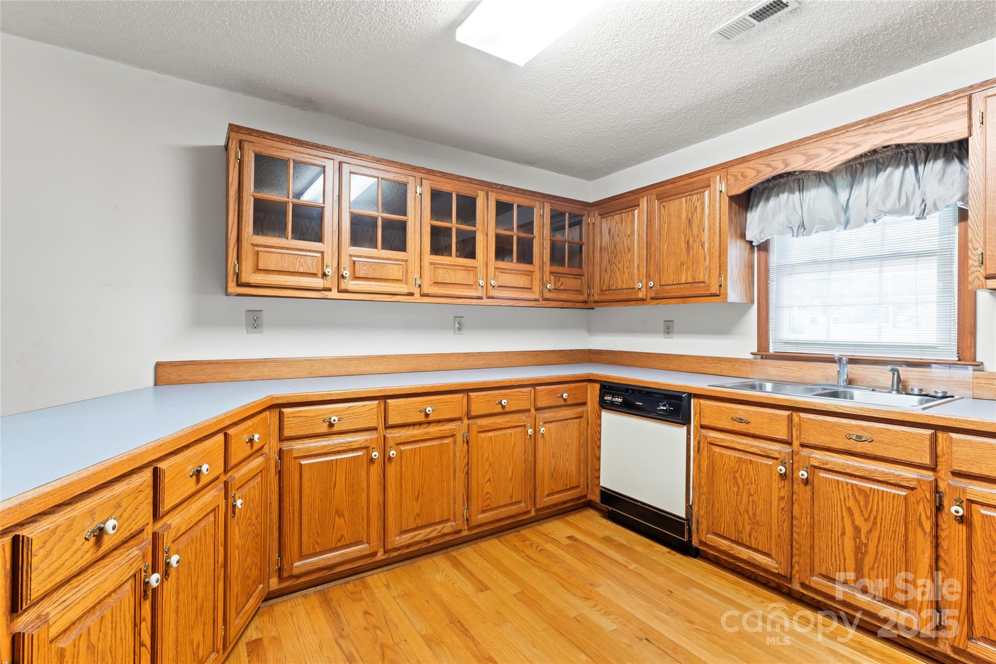 320 Forest Park Drive — Denton