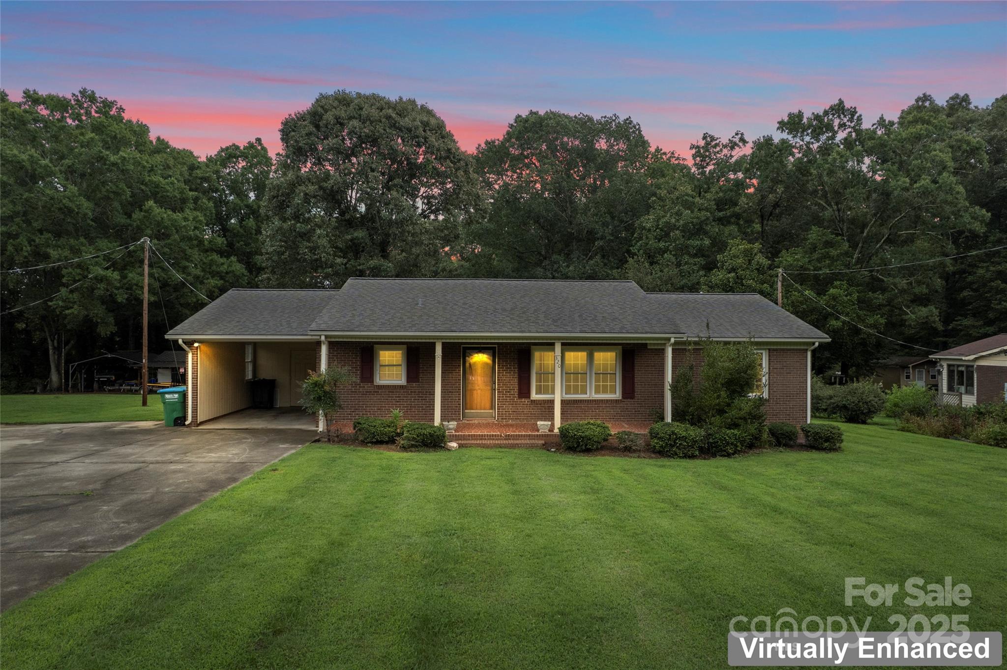 320 Forest Park Drive — Denton