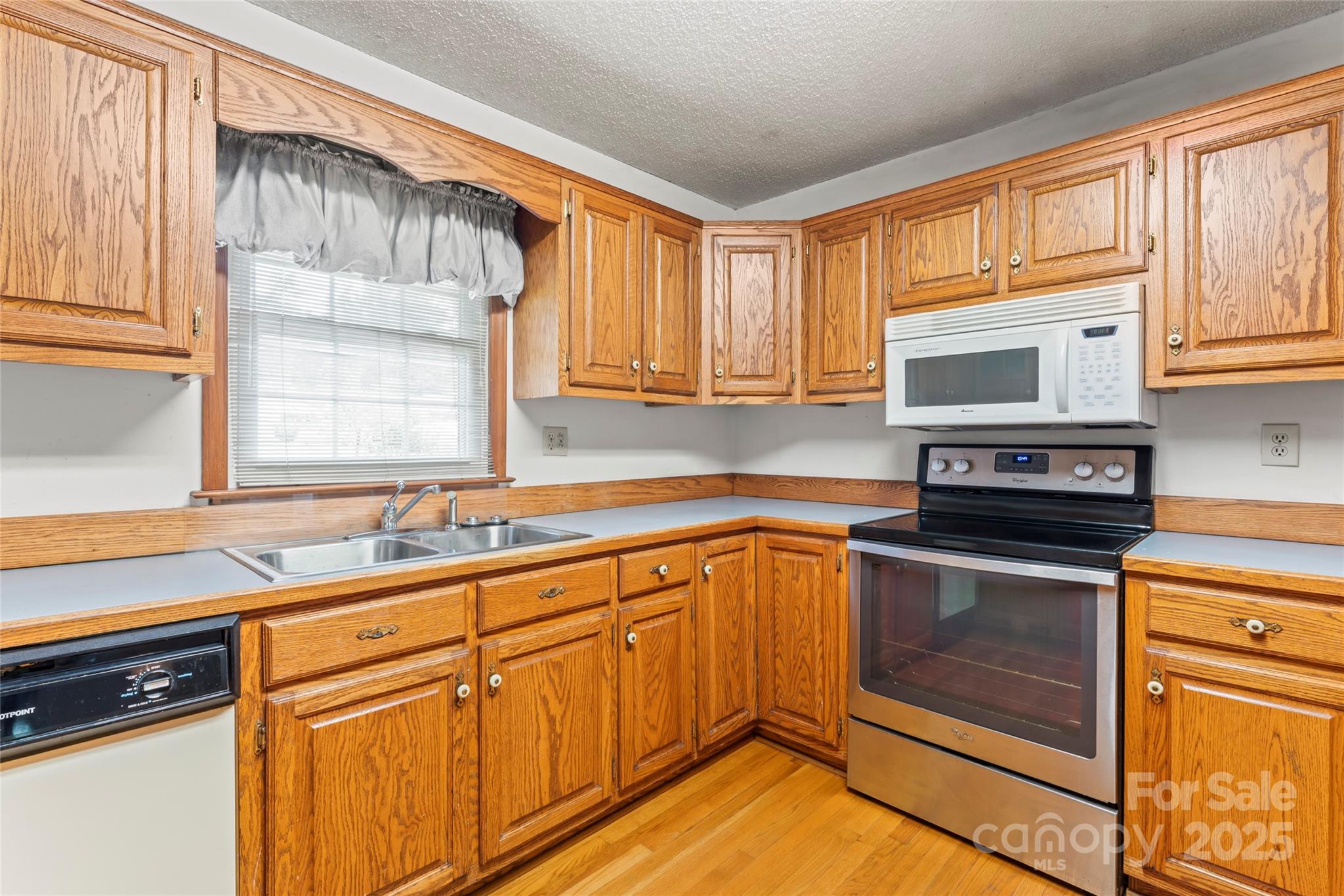 320 Forest Park Drive — Denton