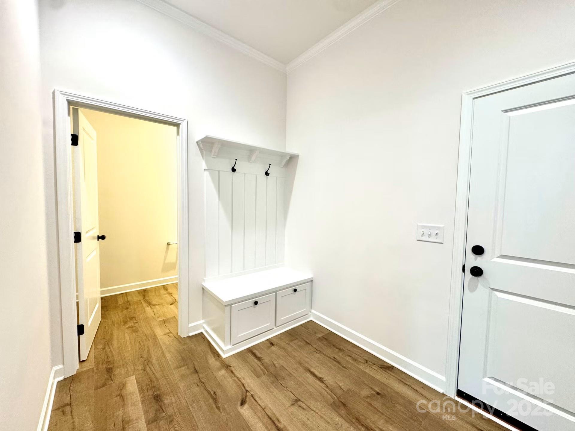 6907 Glen Abbey Lane — Mount Pleasant