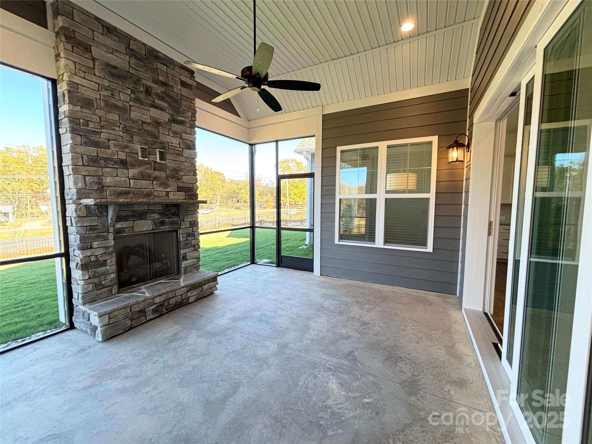 6907 Glen Abbey Lane — Mount Pleasant