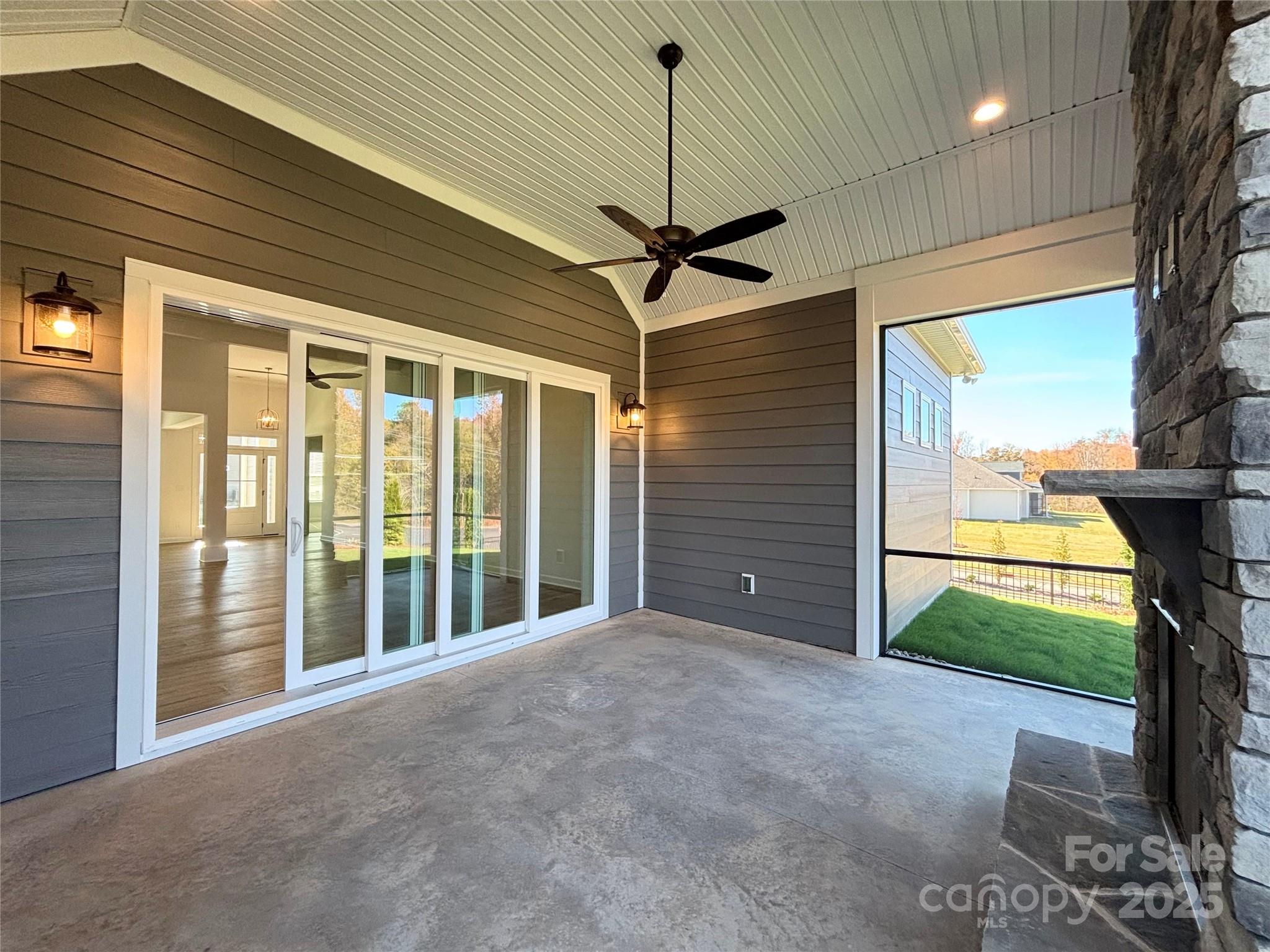 6907 Glen Abbey Lane — Mount Pleasant