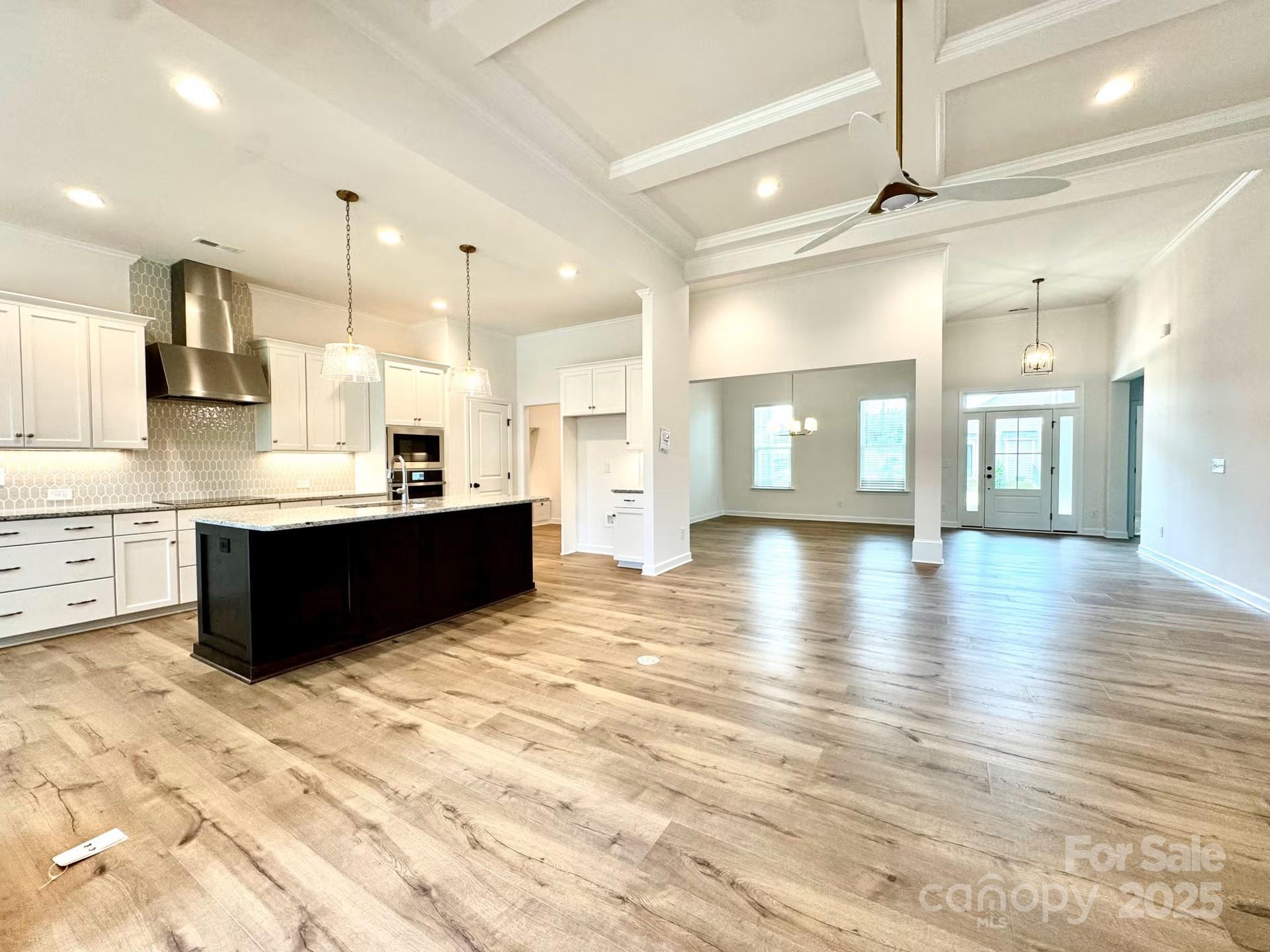 6907 Glen Abbey Lane — Mount Pleasant