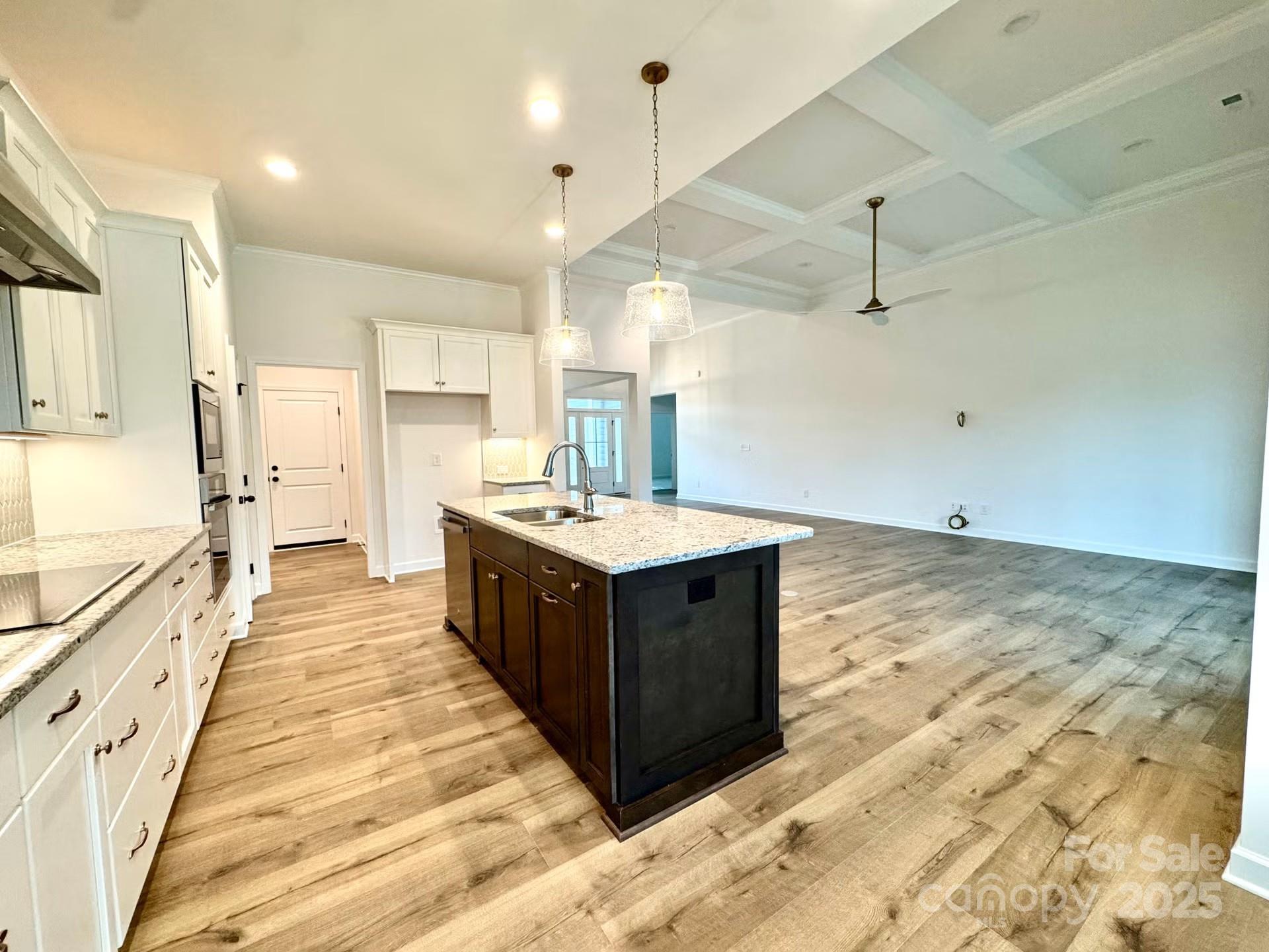 6907 Glen Abbey Lane — Mount Pleasant