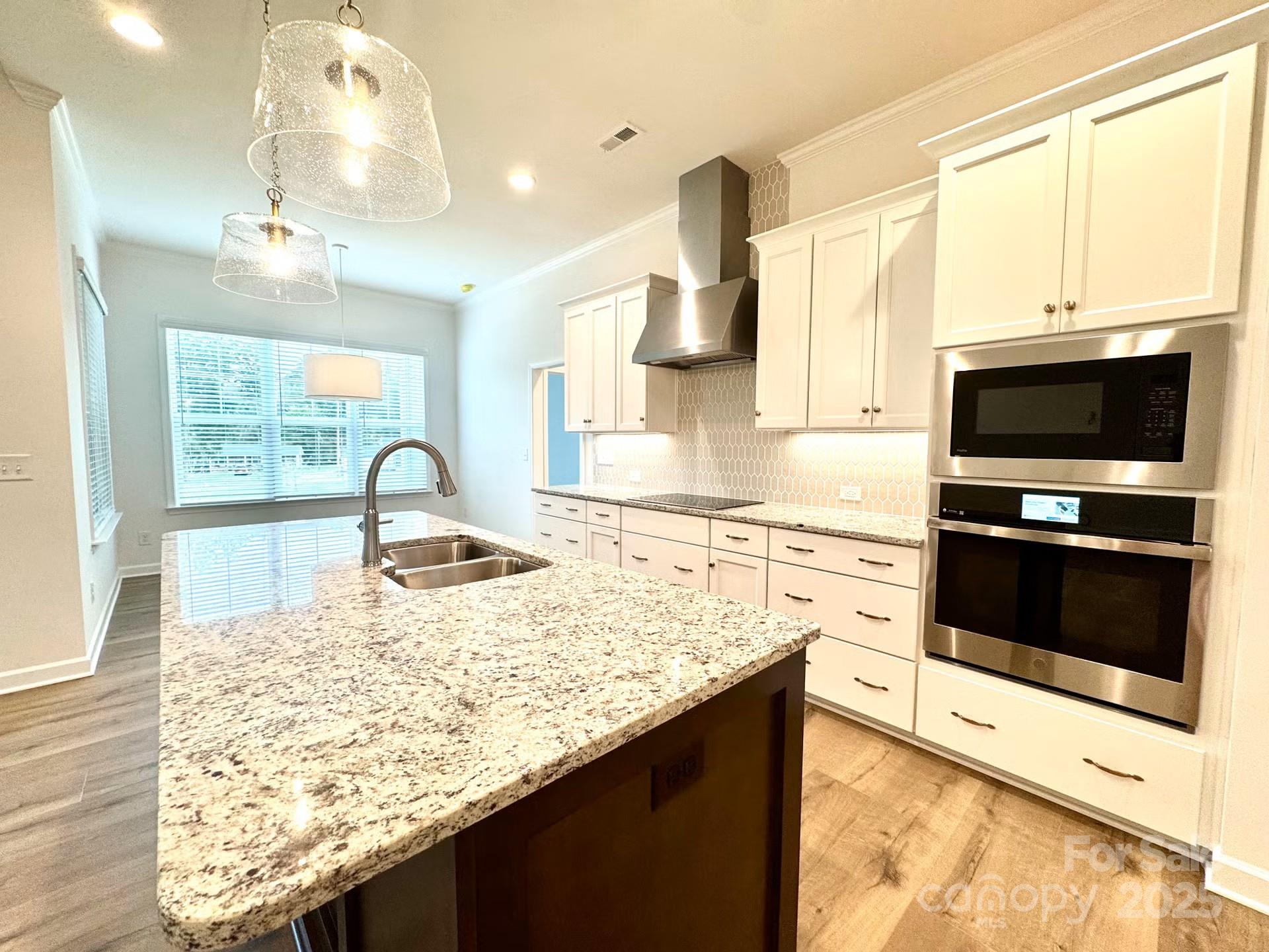 6907 Glen Abbey Lane — Mount Pleasant