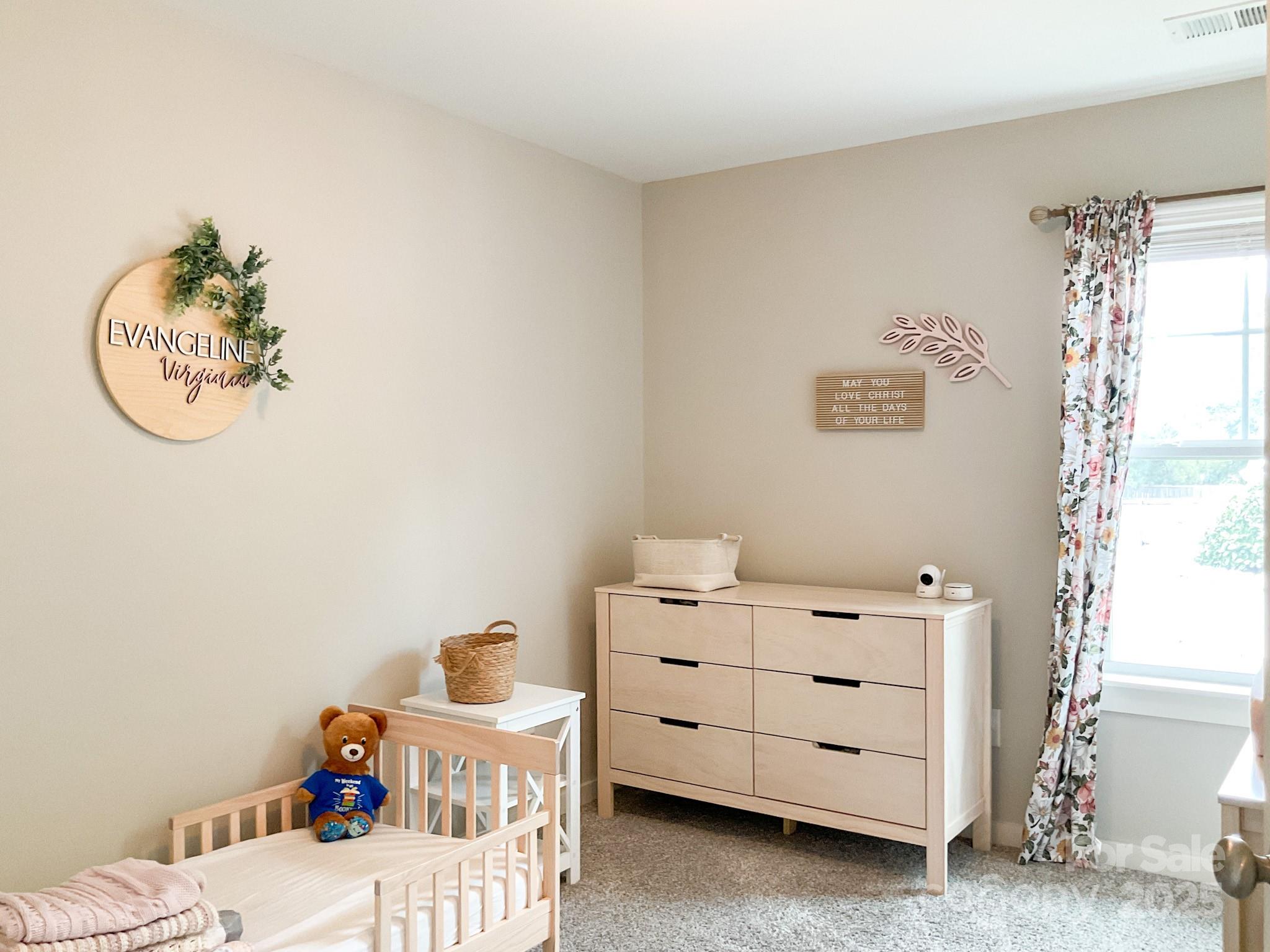 200 Button Willow Street — Taylors