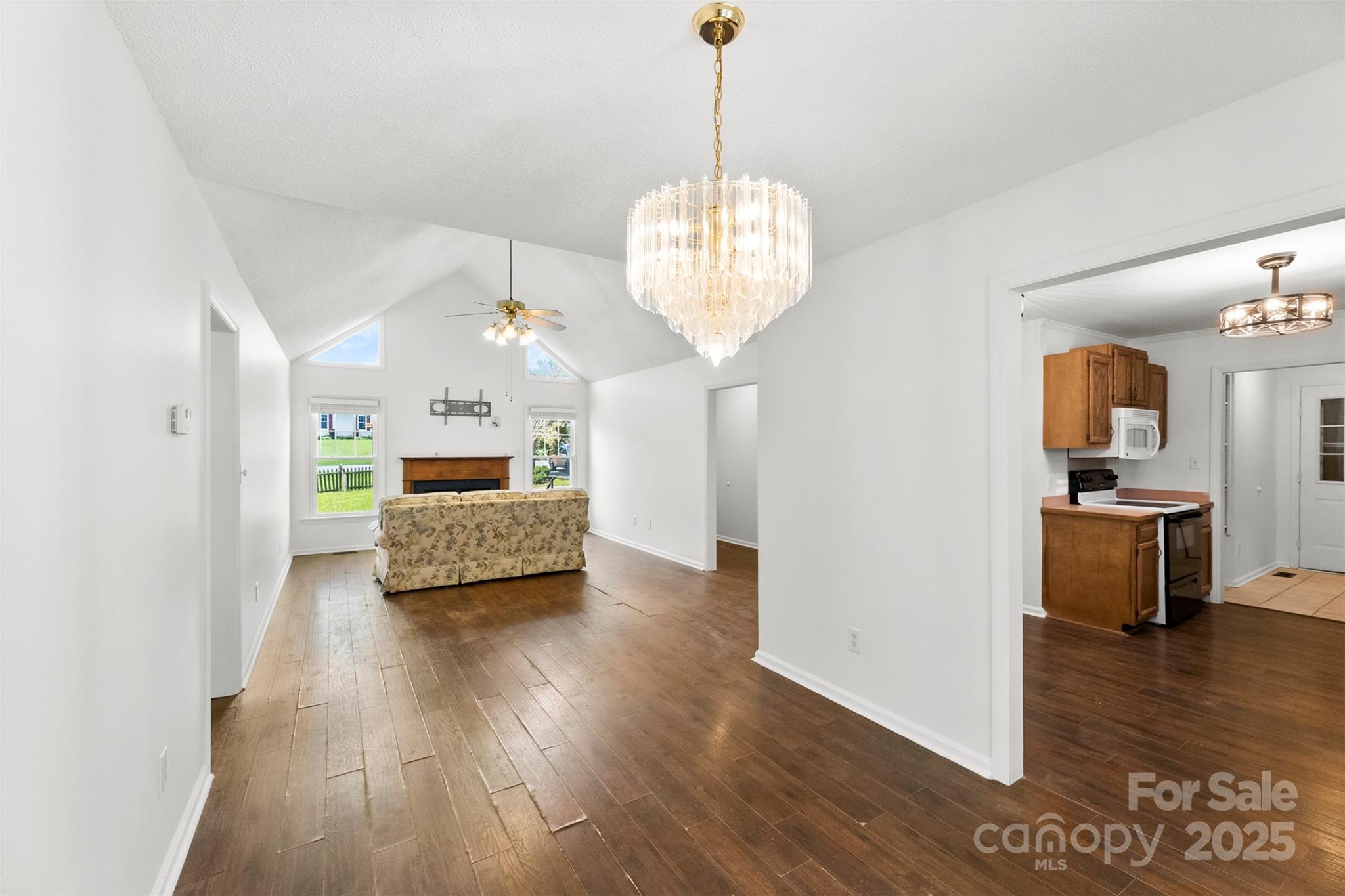117 S Enochville Avenue — Kannapolis