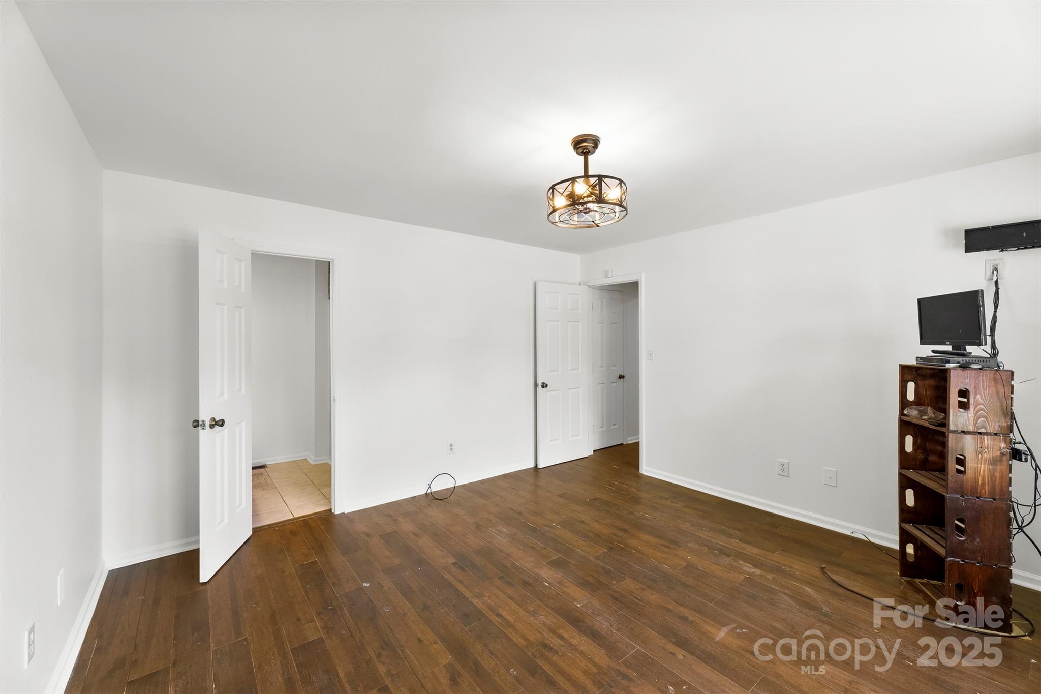 117 S Enochville Avenue — Kannapolis