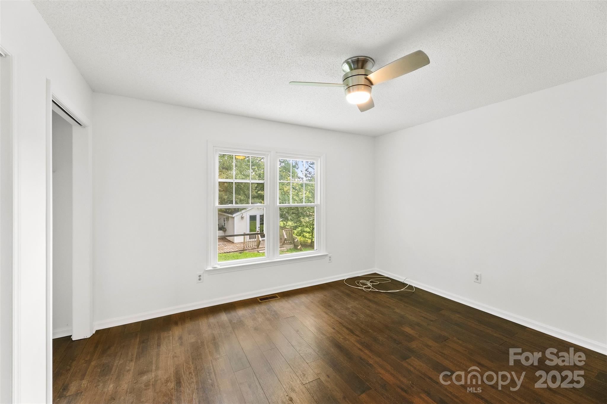 117 S Enochville Avenue — Kannapolis